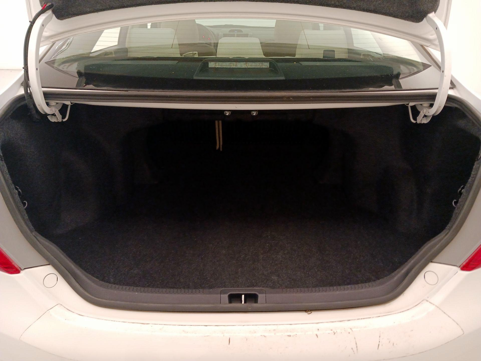 Thumbnail: 2014 Toyota Camry - 20