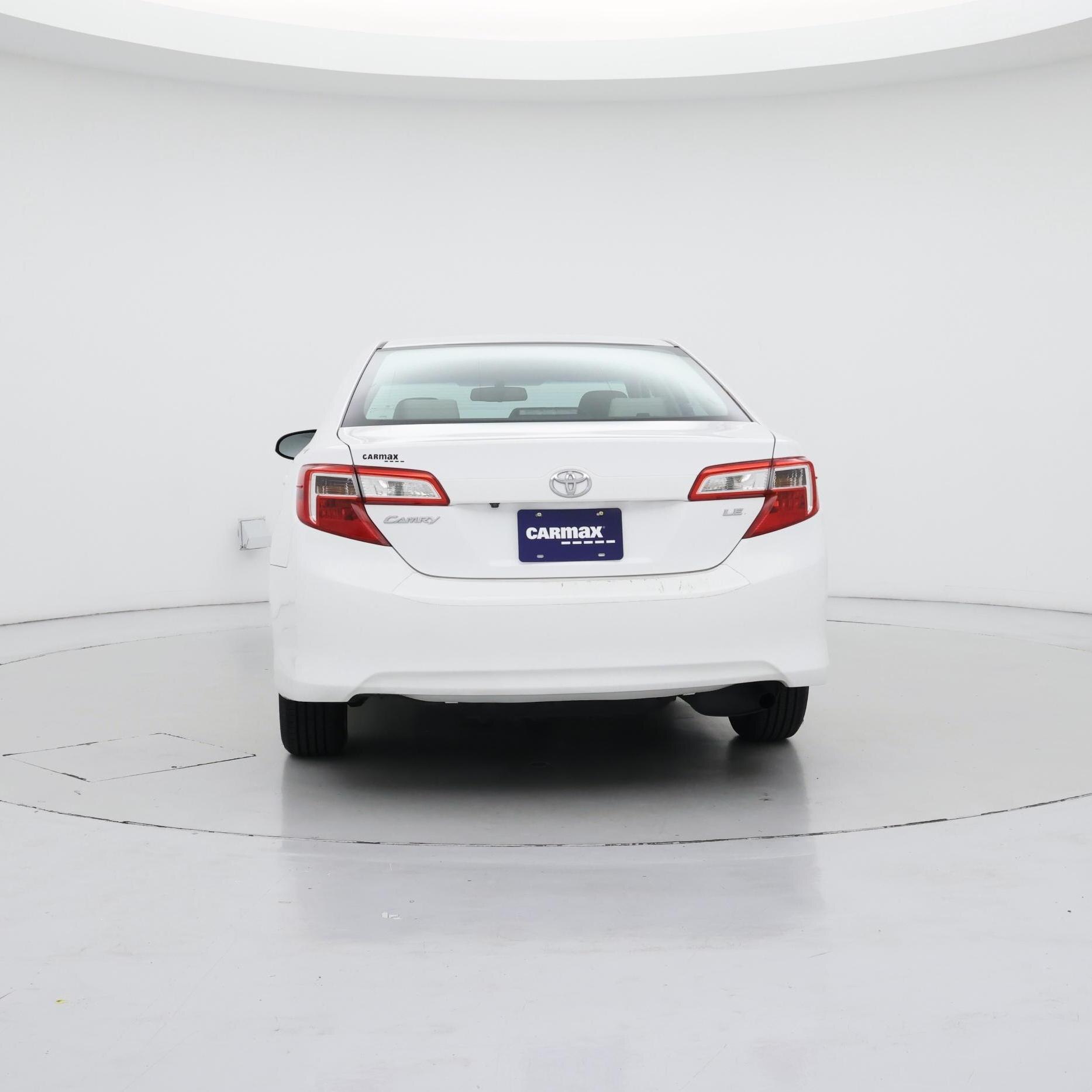 Thumbnail: 2014 Toyota Camry - 6