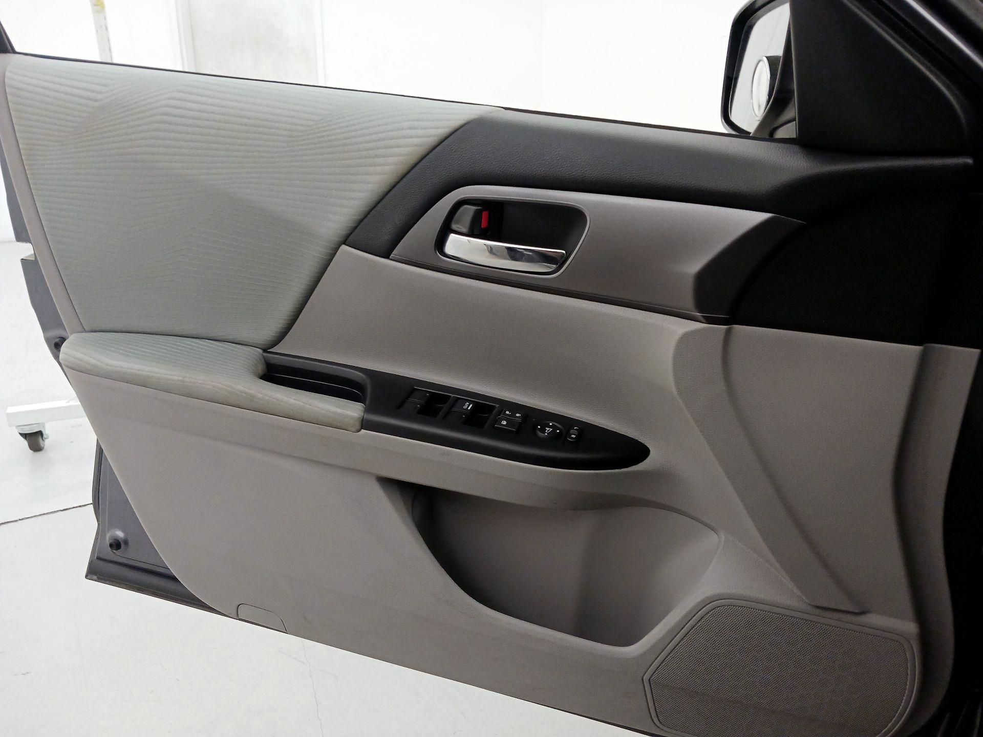 Thumbnail: 2014 Honda Accord - 12