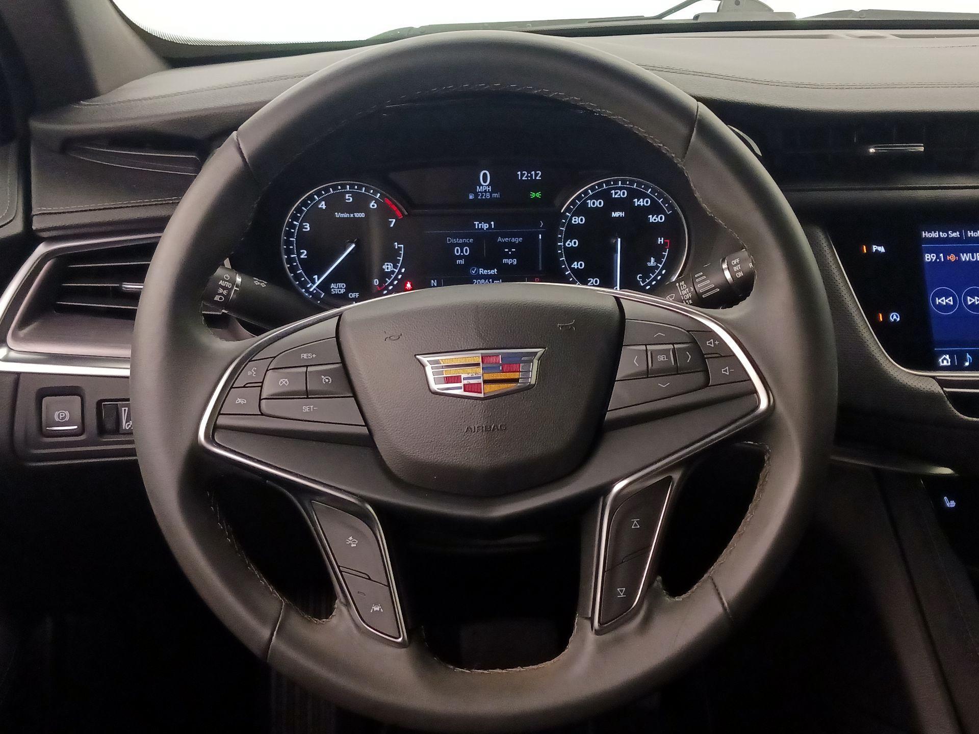 Thumbnail: 2024 Cadillac XT5 - 10