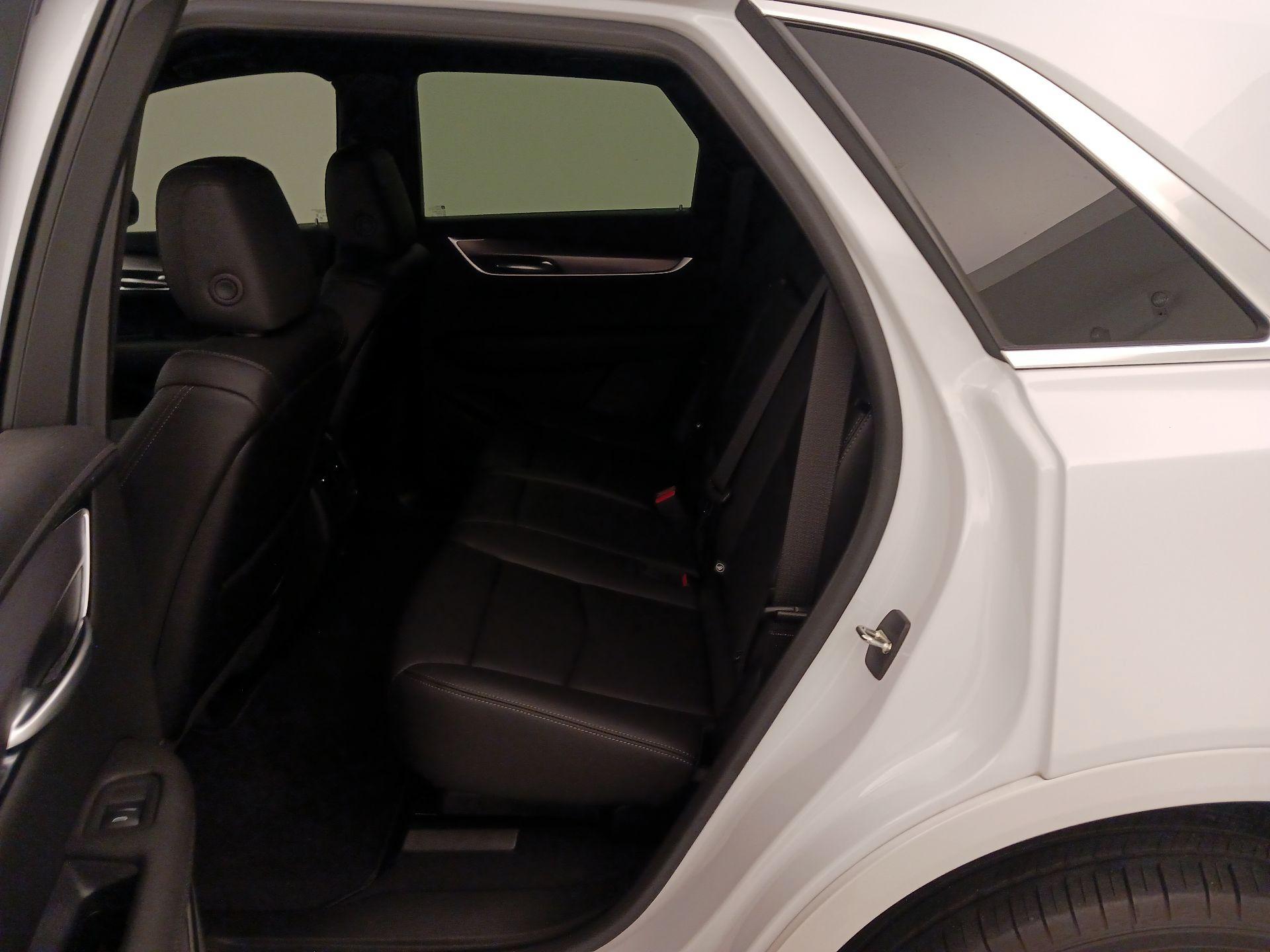 Thumbnail: 2024 Cadillac XT5 - 19