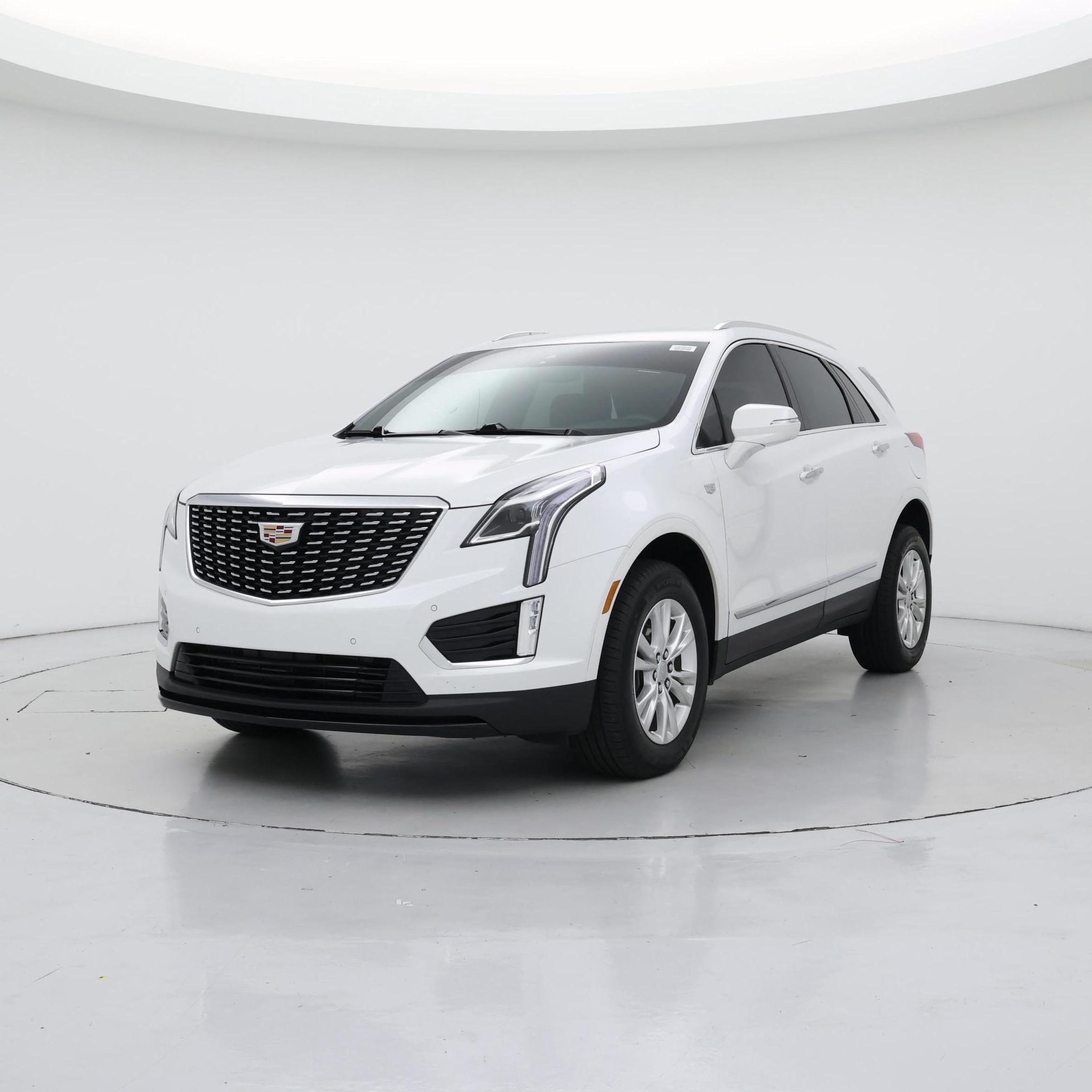 Thumbnail: 2024 Cadillac XT5 - 4