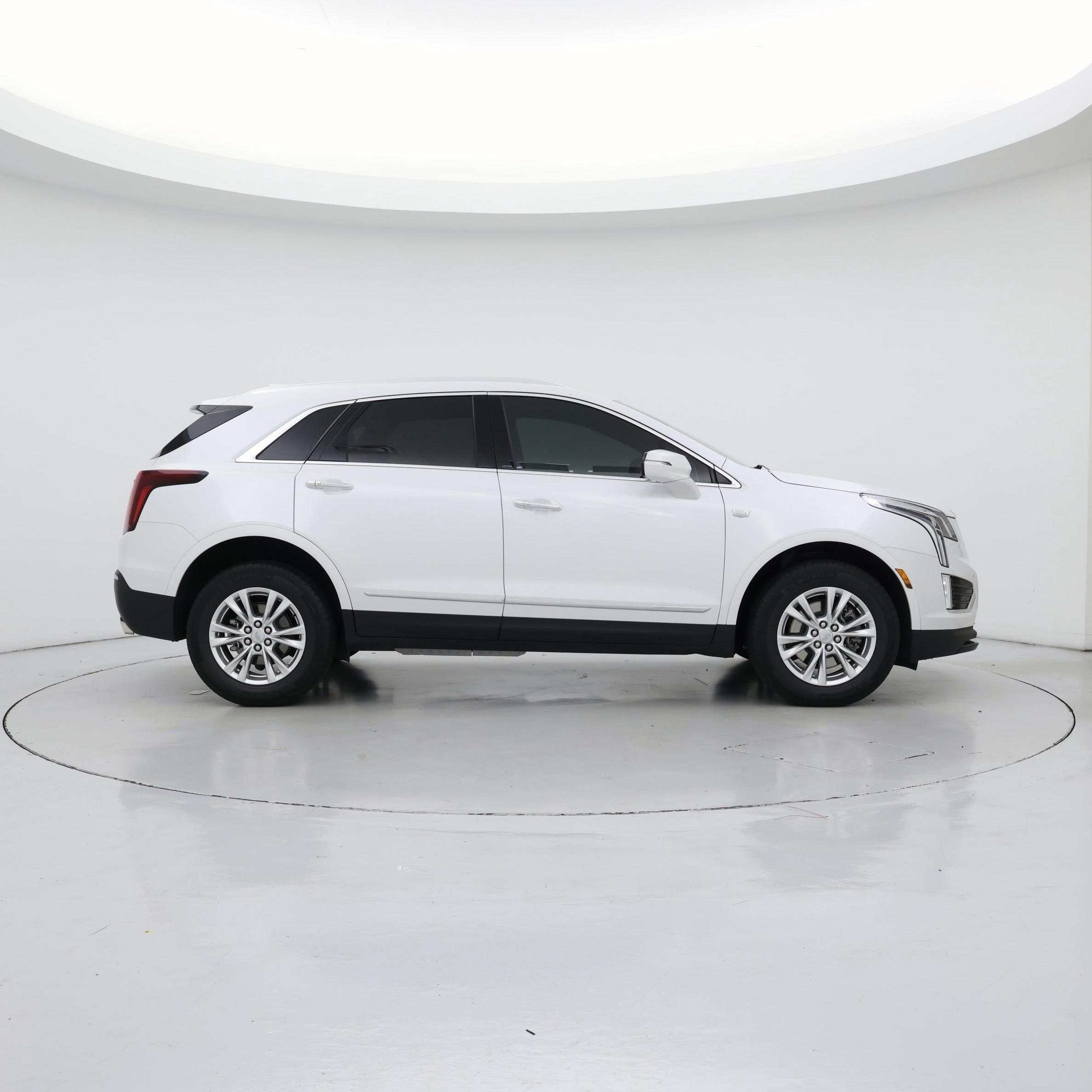 Thumbnail: 2024 Cadillac XT5 - 7