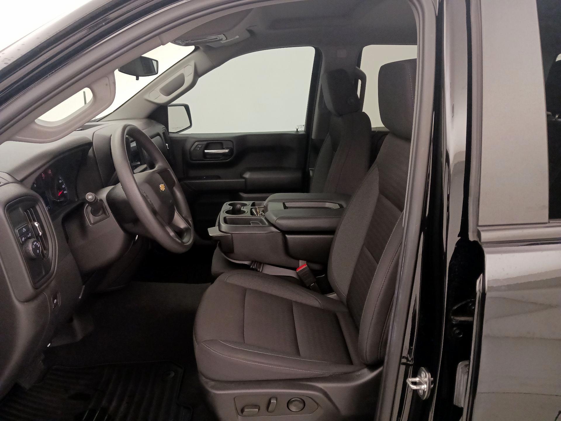 Thumbnail: 2024 Chevrolet Silverado 1500 - 11