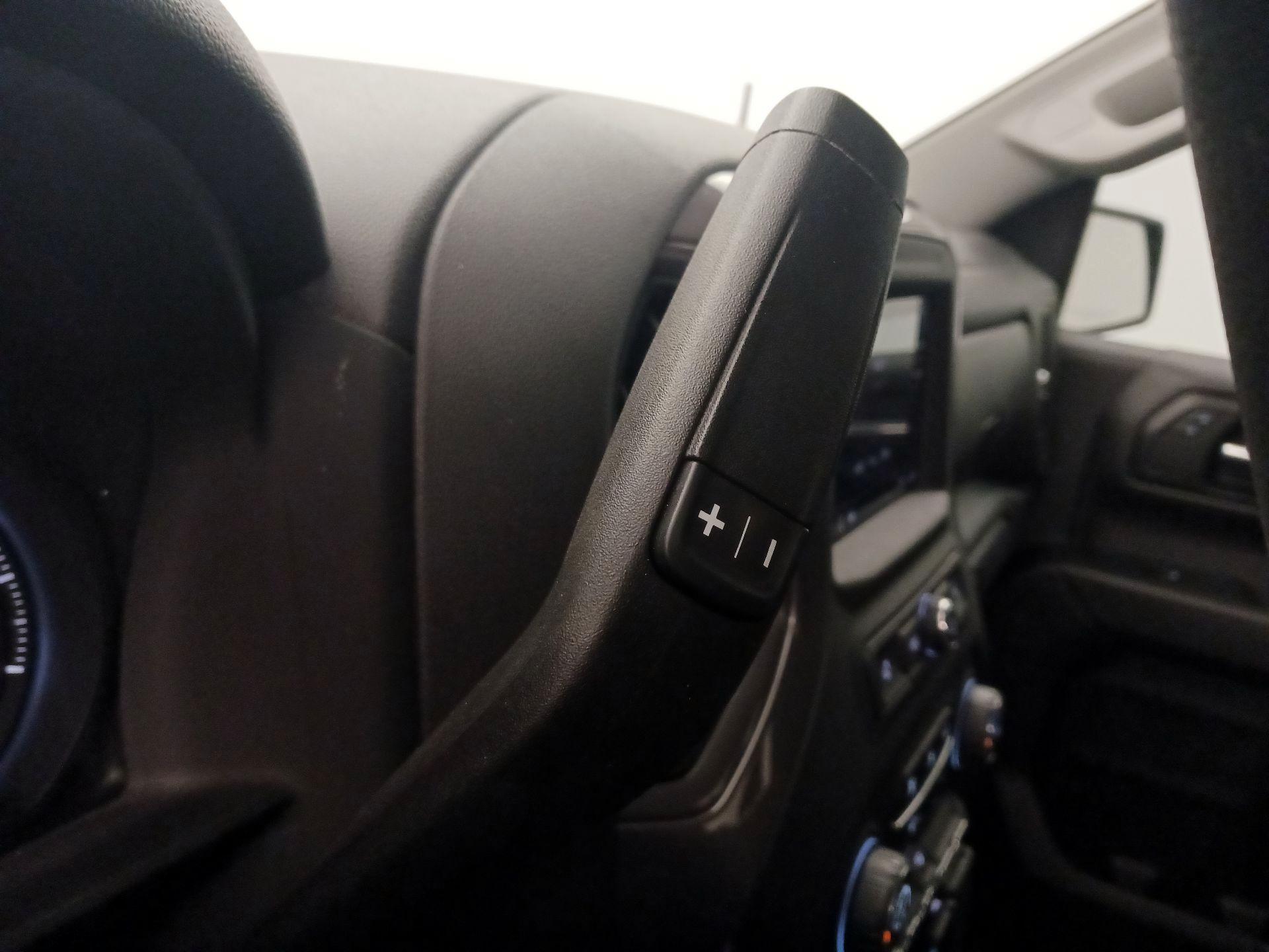 Thumbnail: 2024 Chevrolet Silverado 1500 - 17