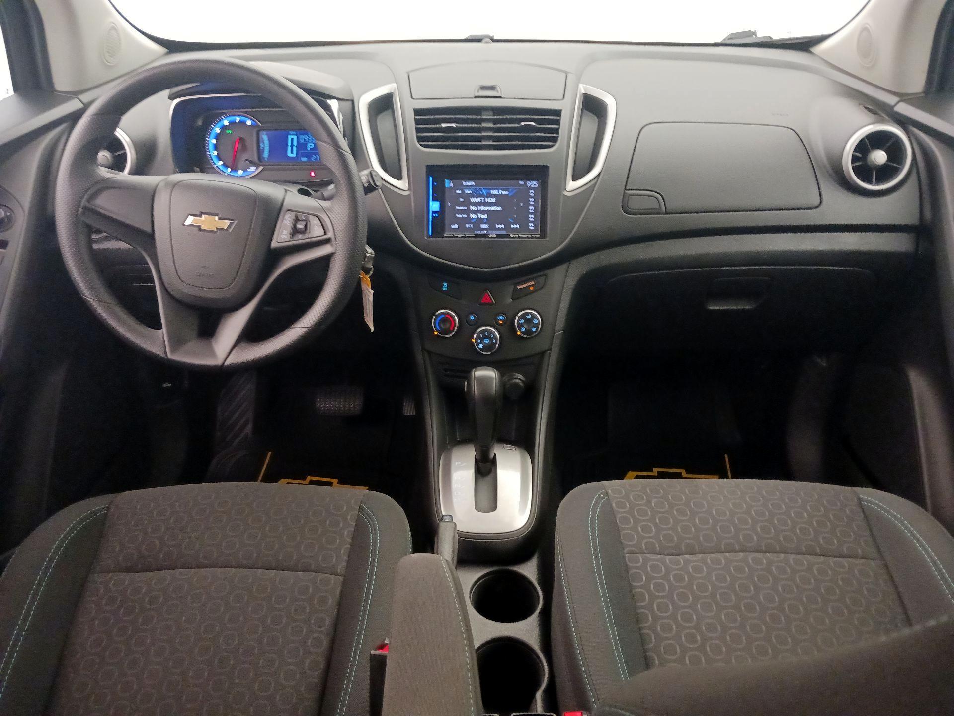Thumbnail: 2015 Chevrolet Trax - 9