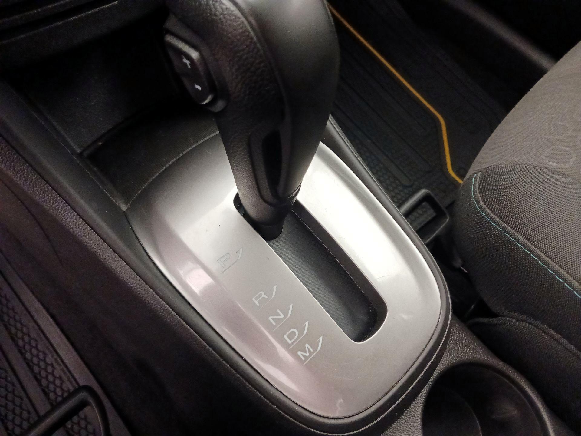 Thumbnail: 2015 Chevrolet Trax - 17