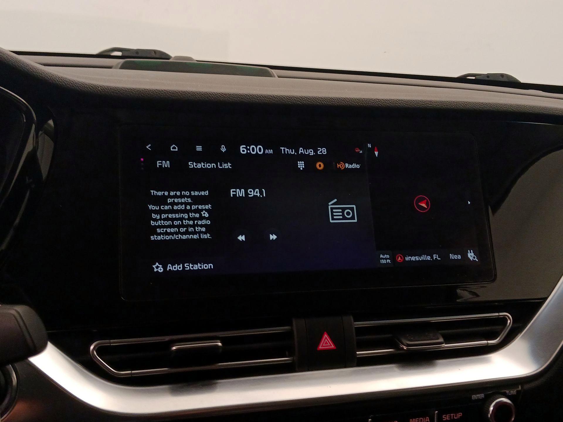 Thumbnail: 2021 Kia Niro - 16
