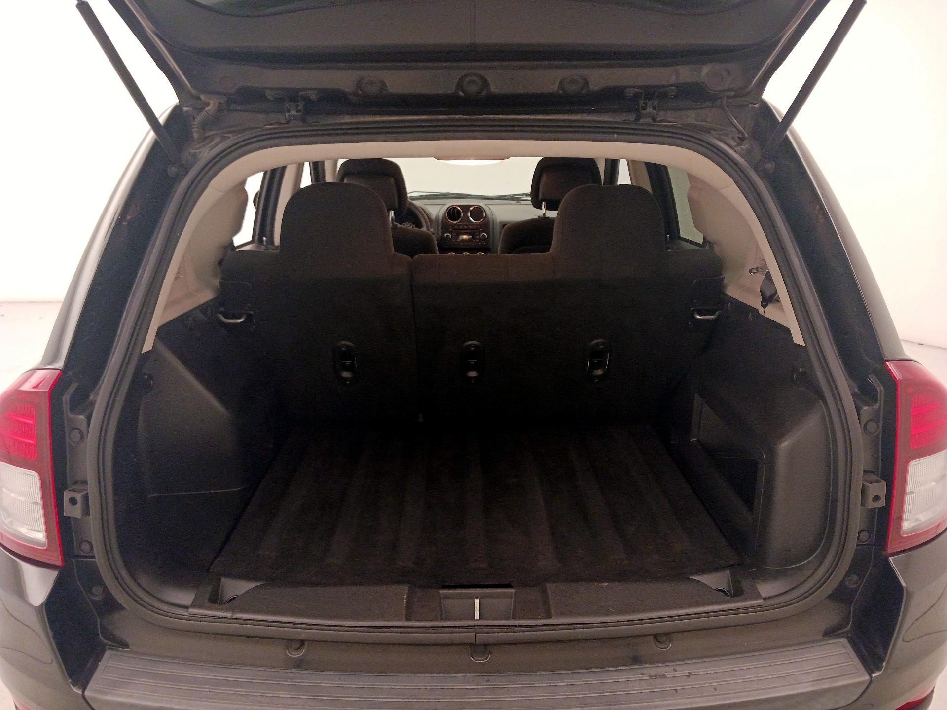 Thumbnail: 2017 Jeep Compass - 17