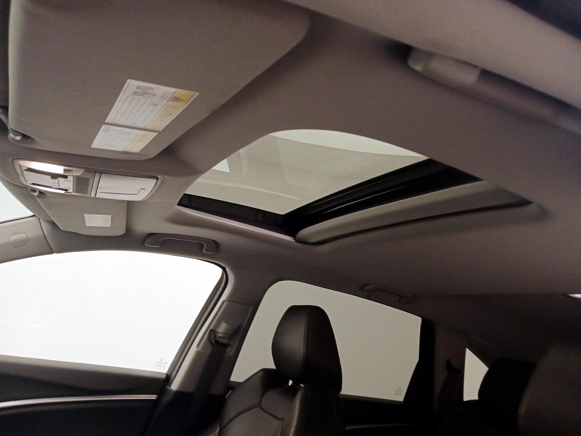 Thumbnail: 2020 Acura MDX - 19