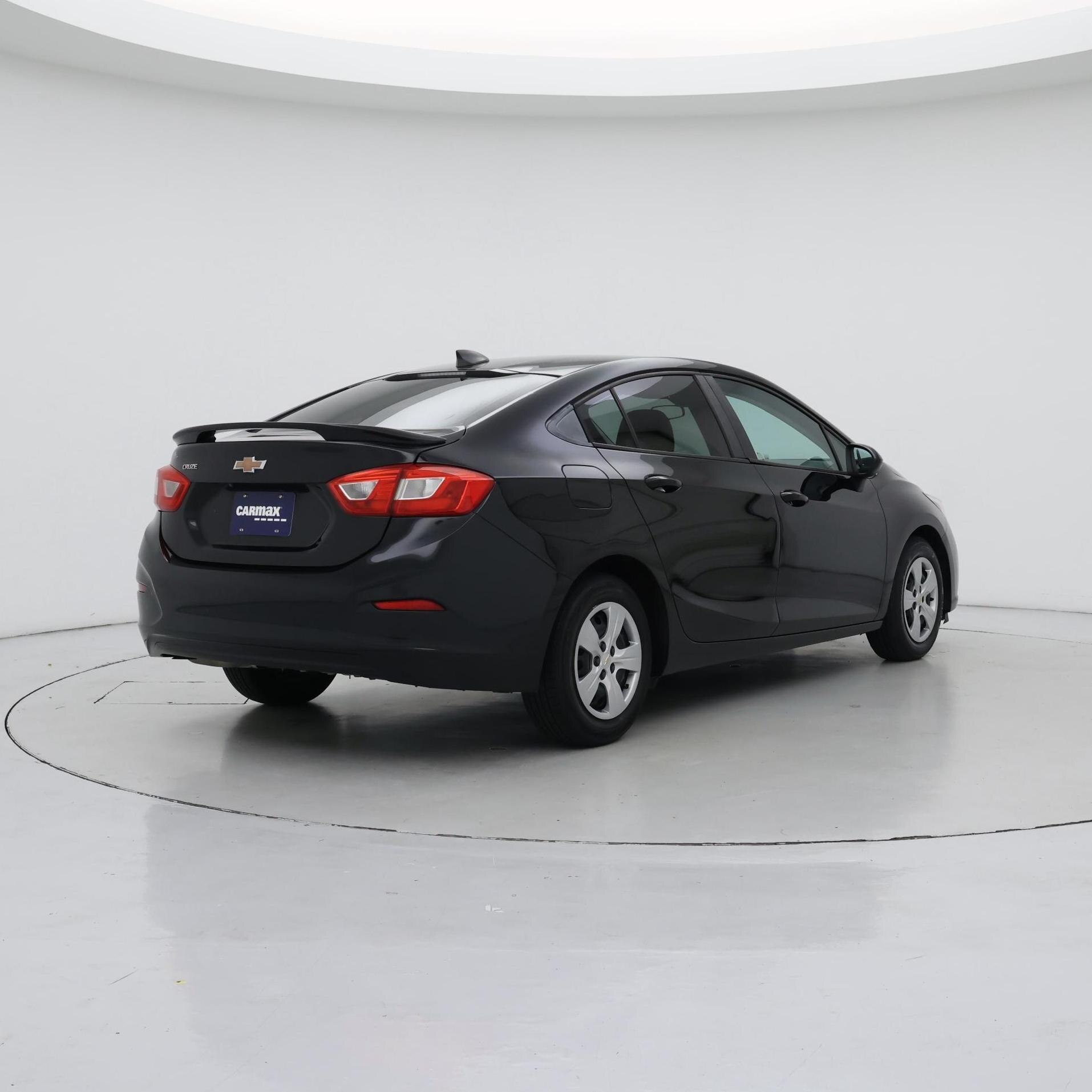 Thumbnail: 2017 Chevrolet Cruze - 8