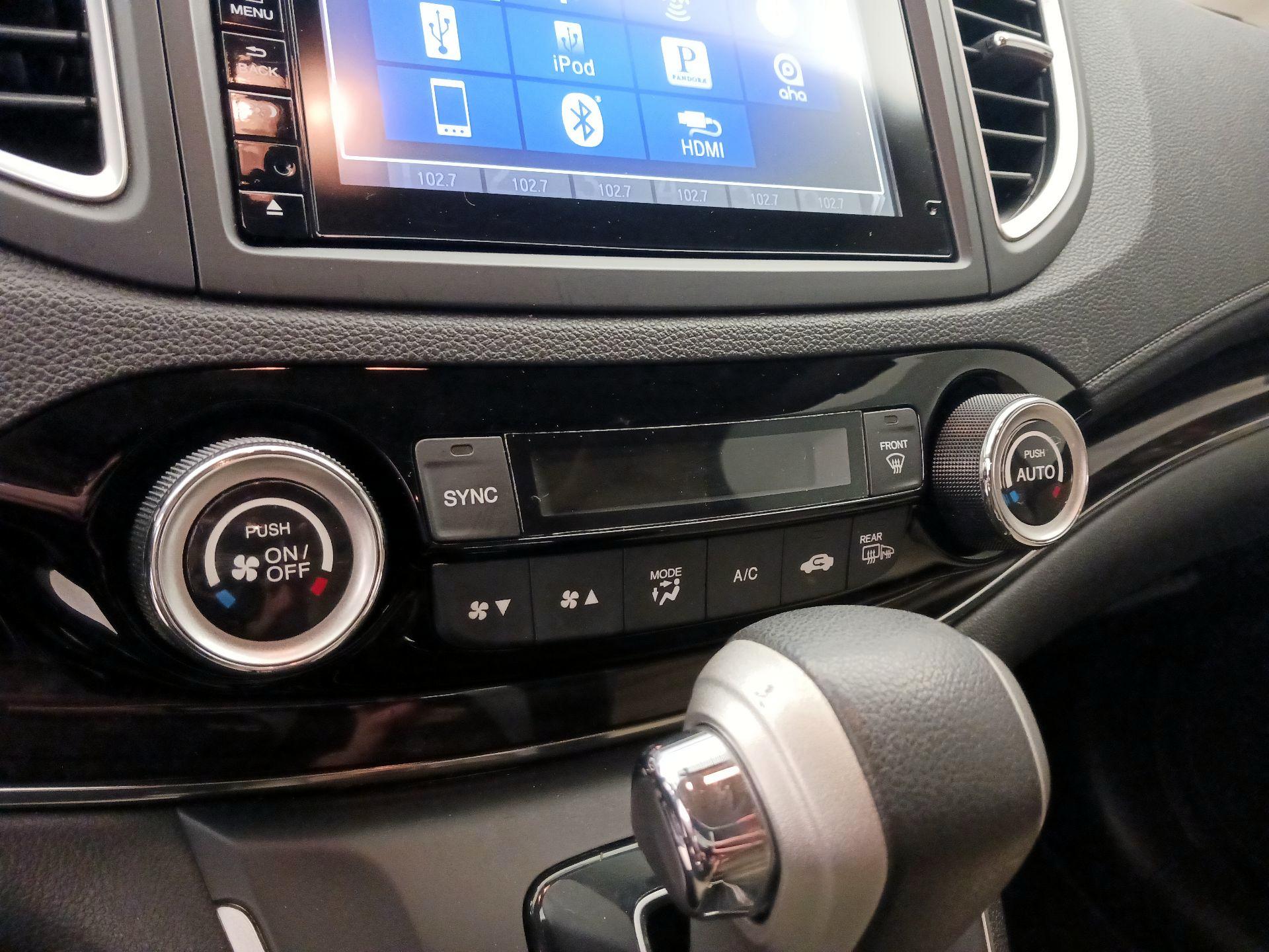 Thumbnail: 2015 Honda CR-V - 17
