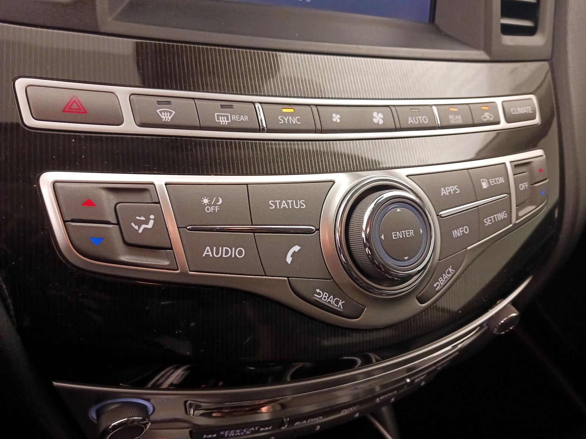 Thumbnail: 2020 INFINITI QX60 - 16