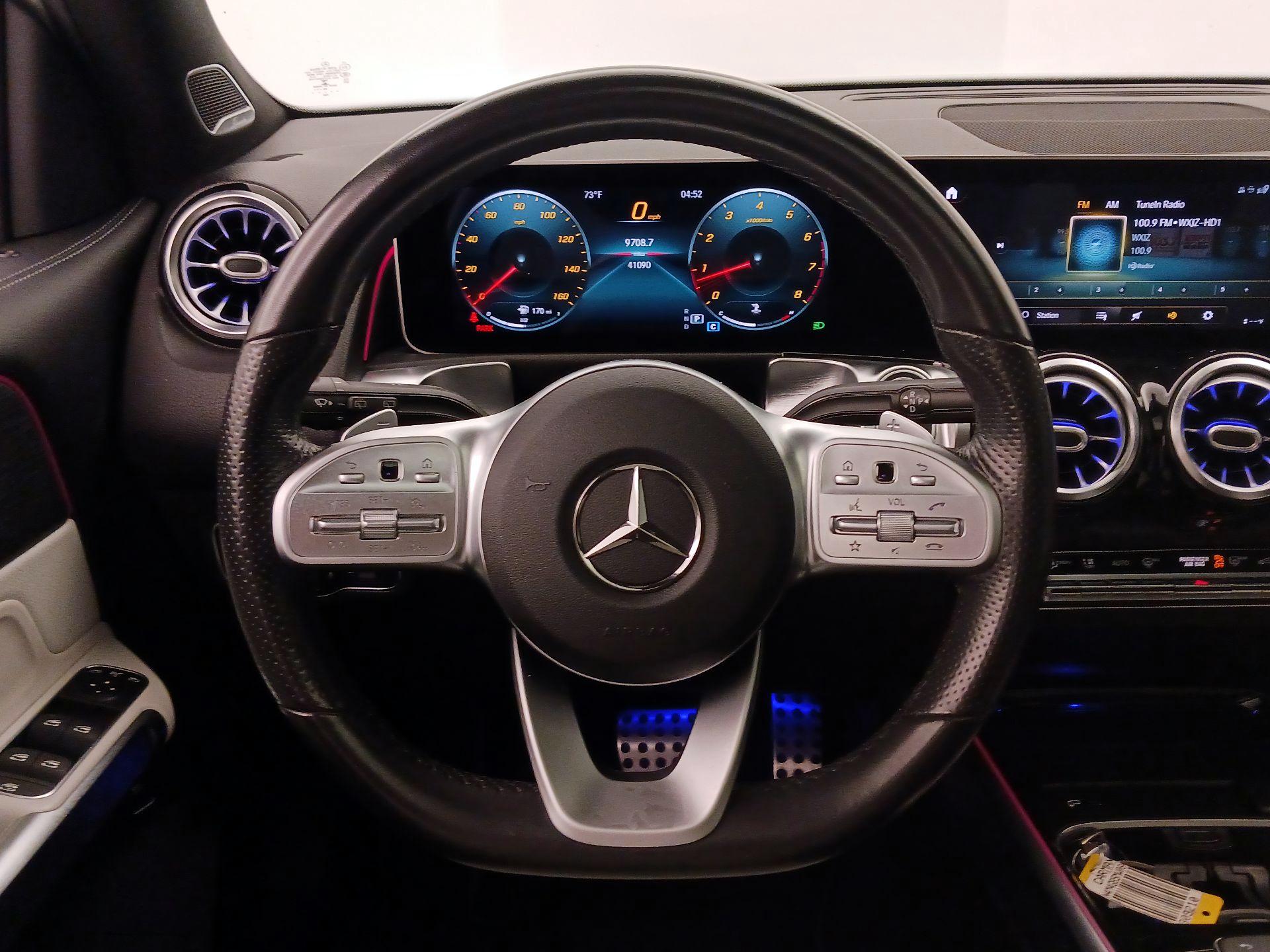 Thumbnail: 2021 Mercedes-Benz GLB - 10