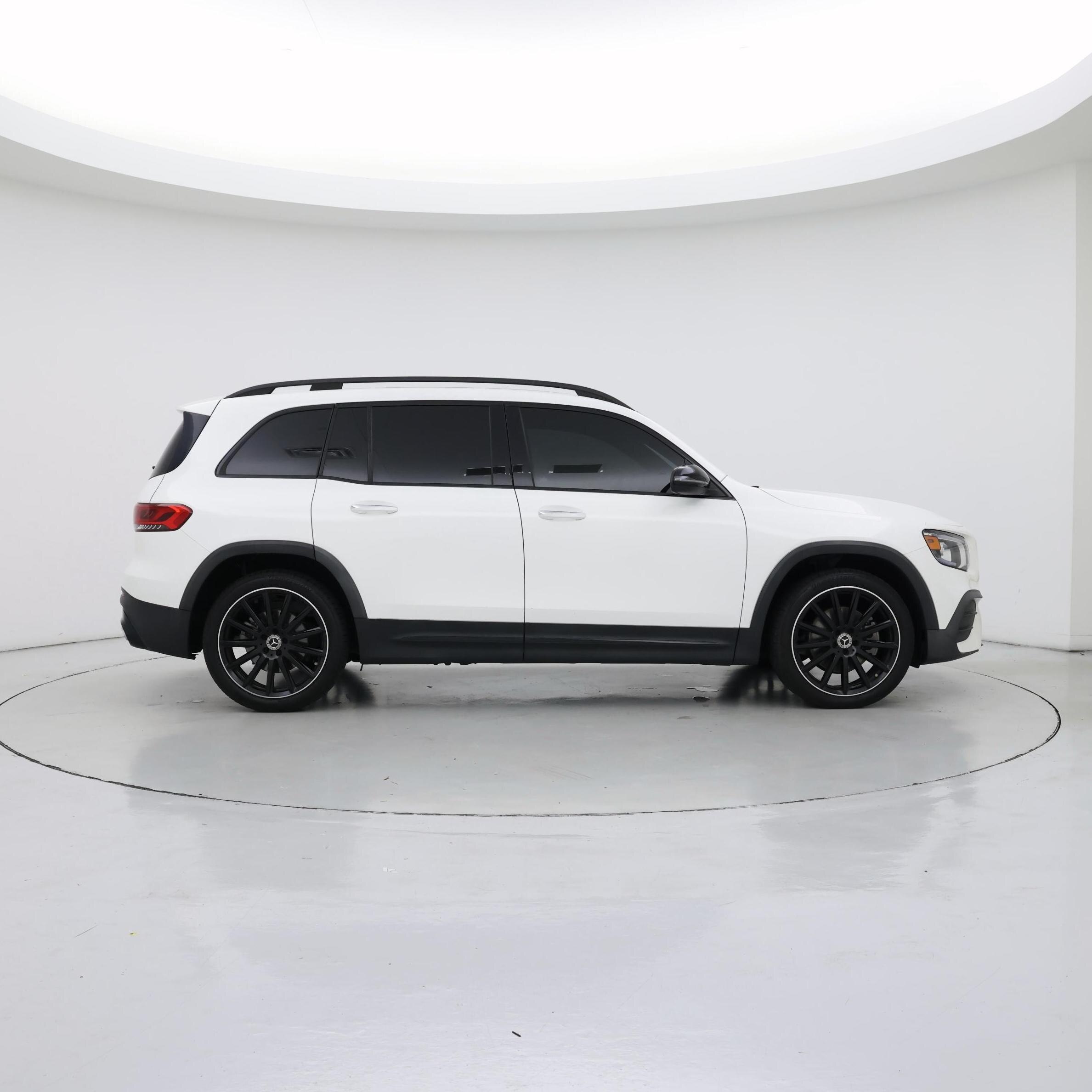 Thumbnail: 2021 Mercedes-Benz GLB - 7