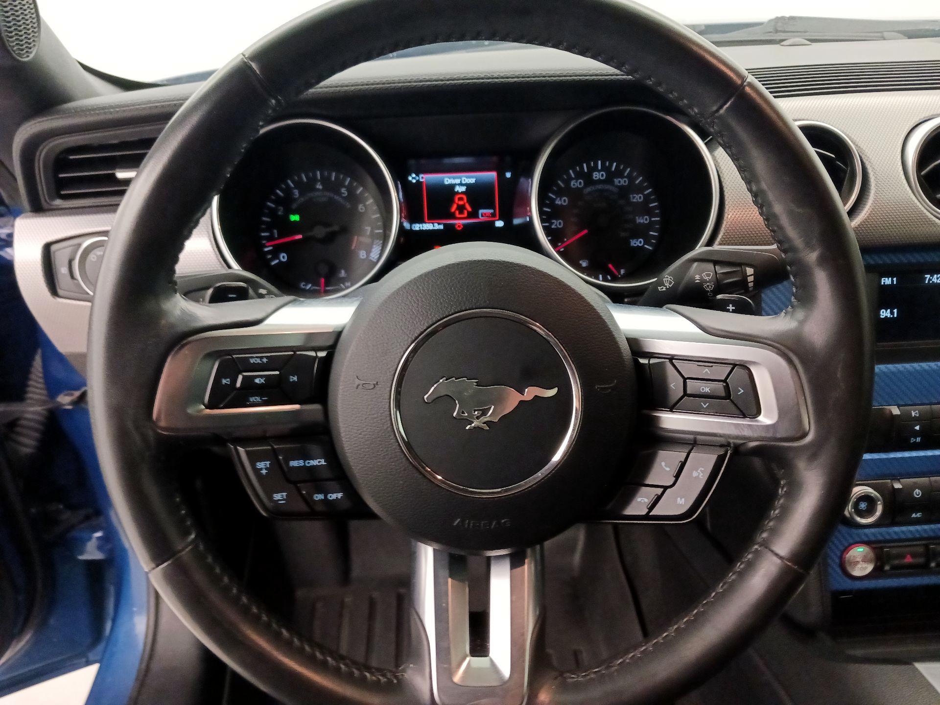 Thumbnail: 2022 Ford Mustang - 10