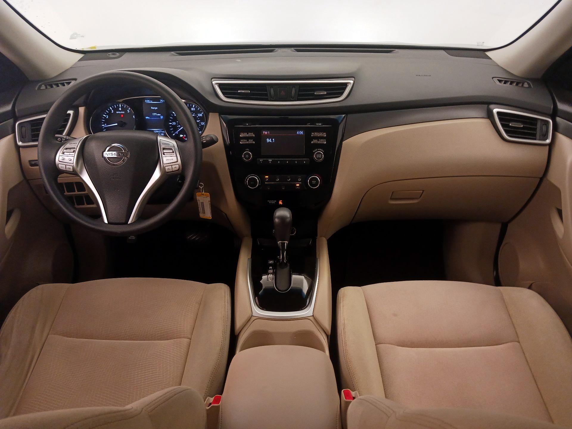Thumbnail: 2016 Nissan Rogue - 9
