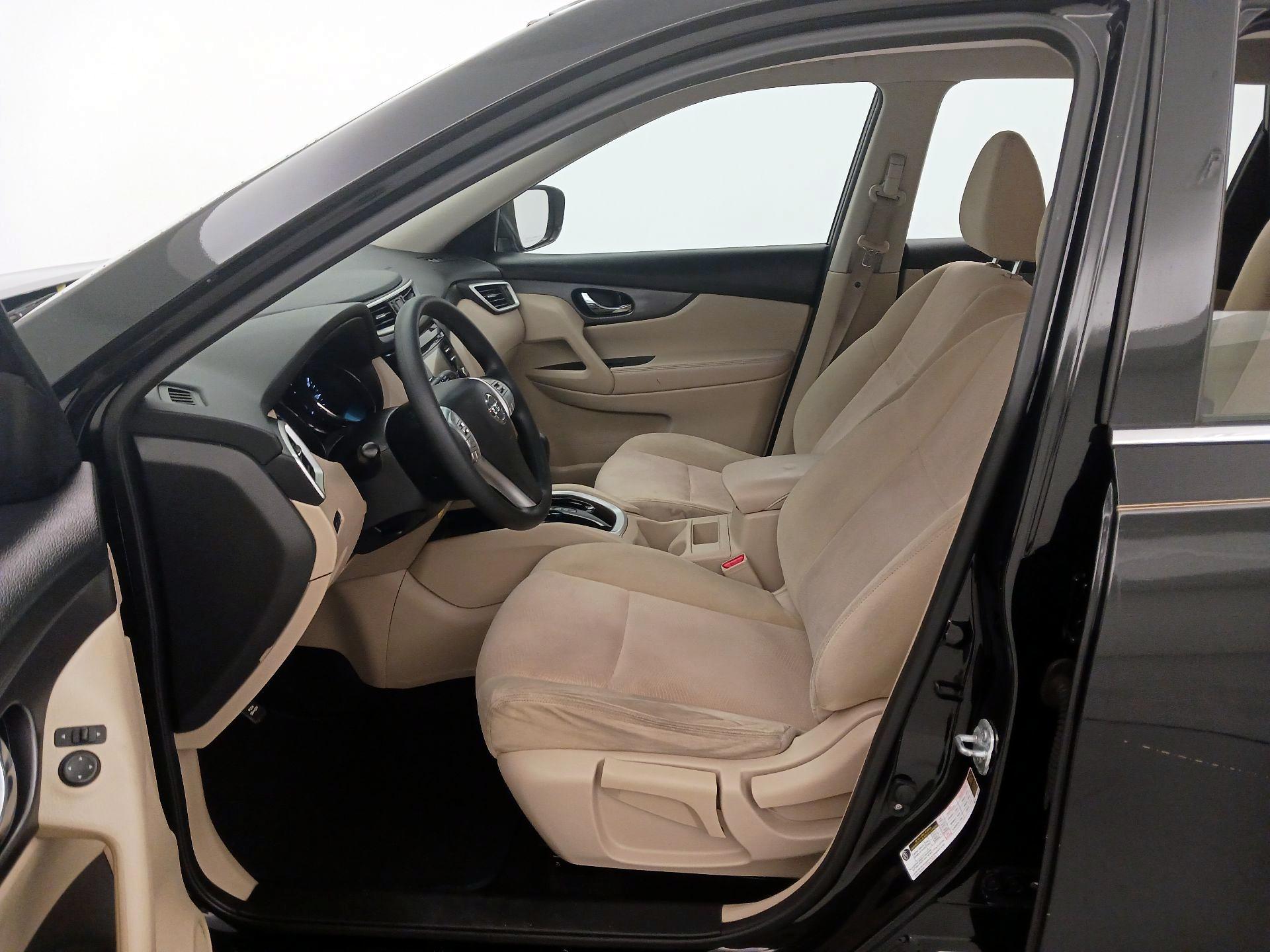 Thumbnail: 2016 Nissan Rogue - 11