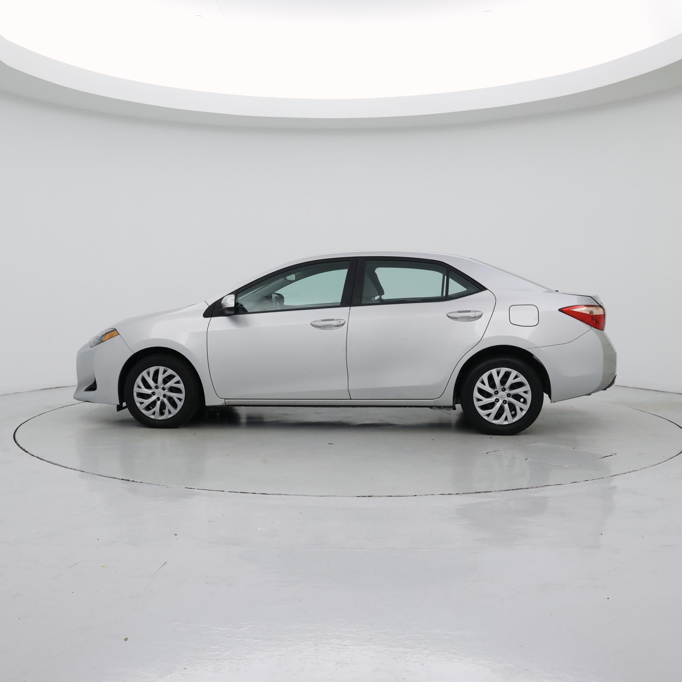 Thumbnail: 2019 Toyota Corolla - 3
