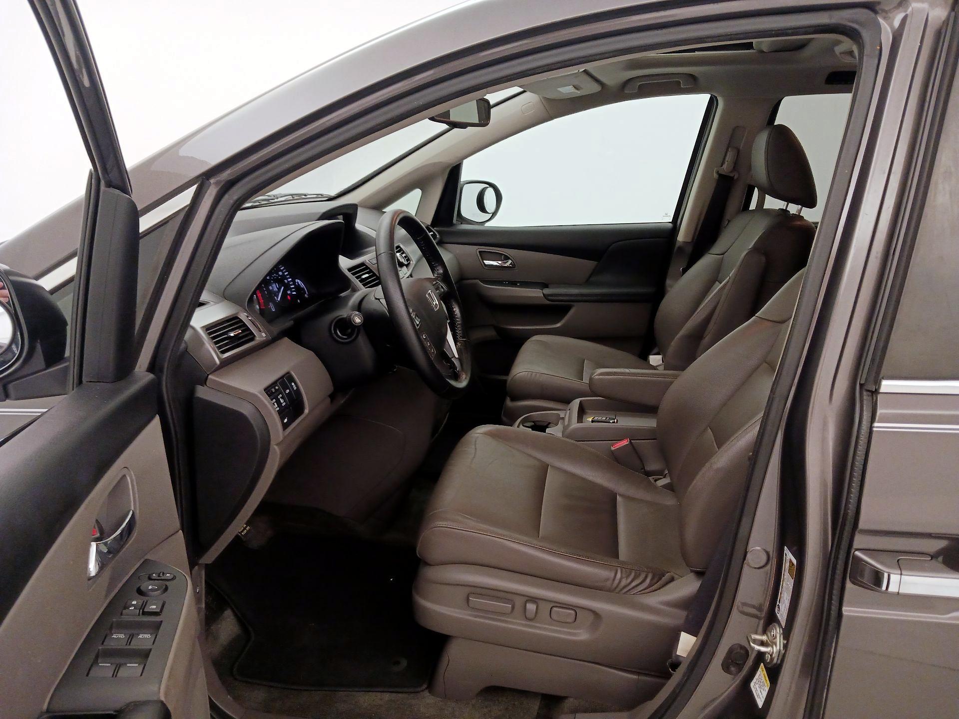 Thumbnail: 2015 Honda Odyssey - 11
