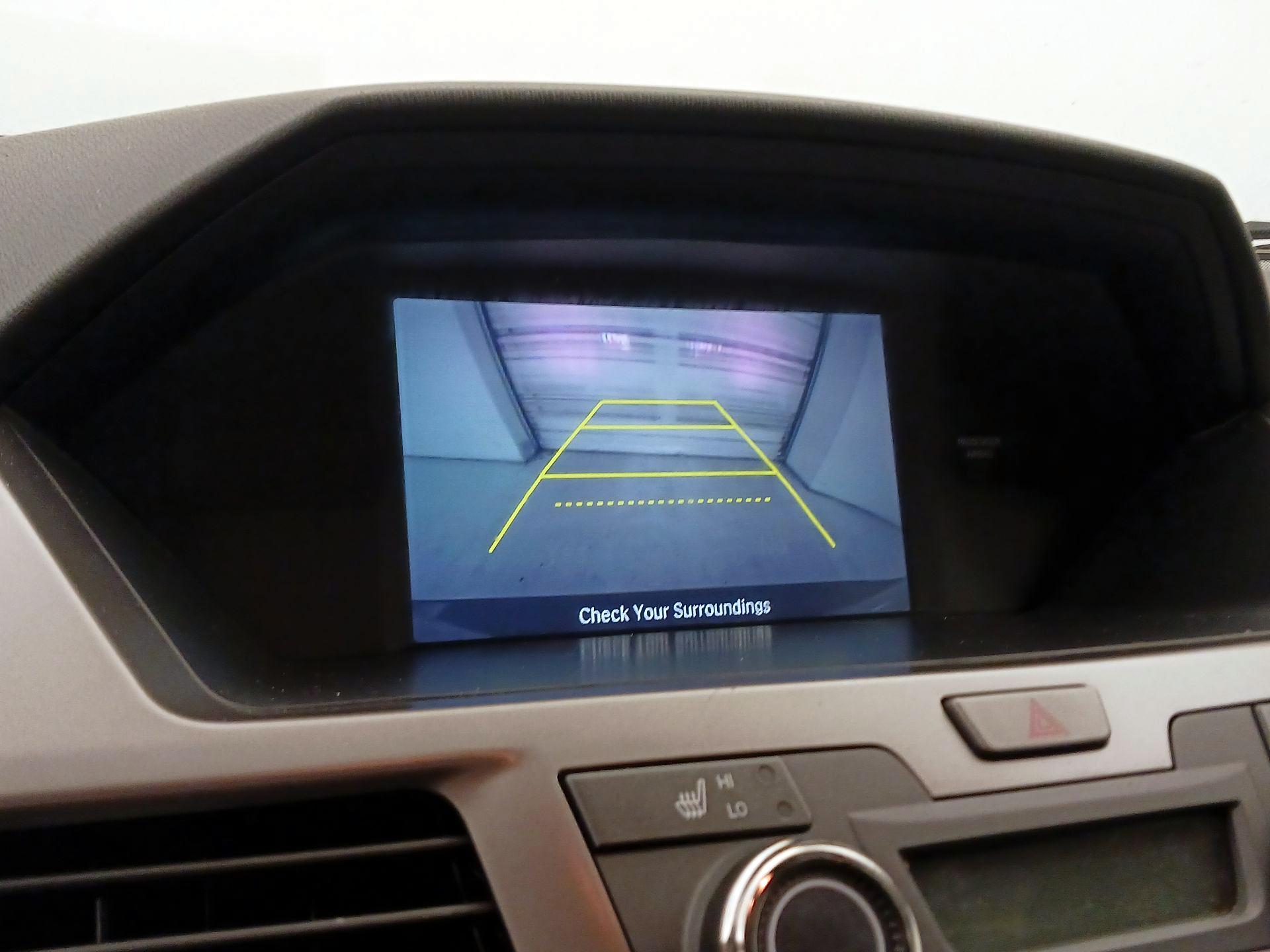 Thumbnail: 2015 Honda Odyssey - 14