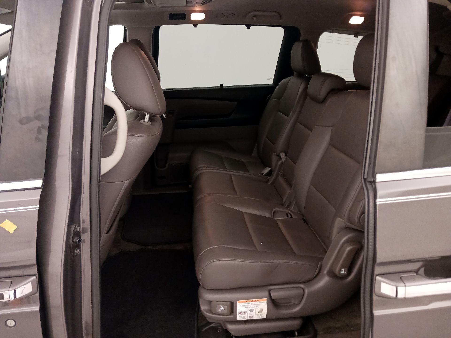 Thumbnail: 2015 Honda Odyssey - 20