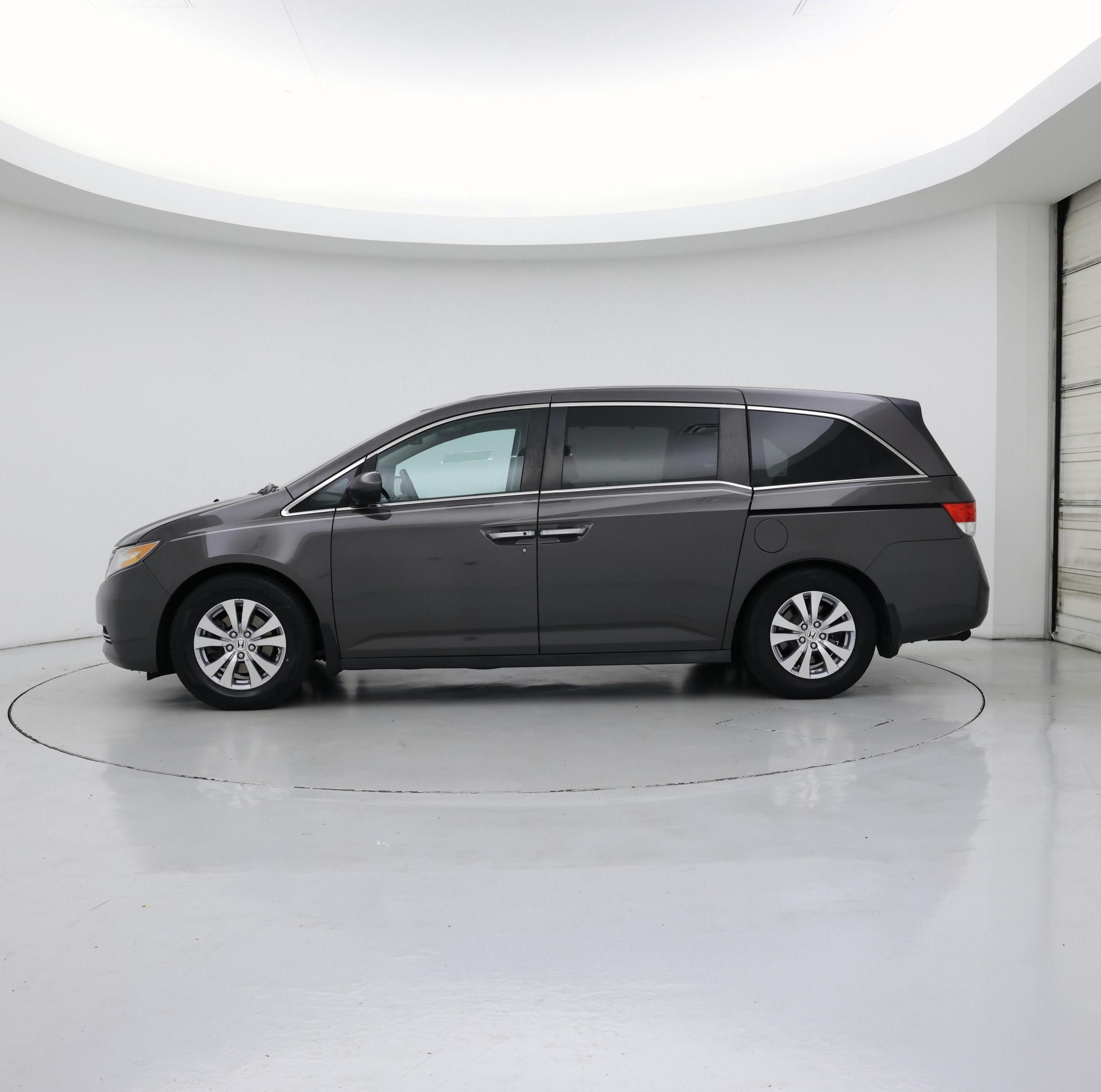 Thumbnail: 2015 Honda Odyssey - 3