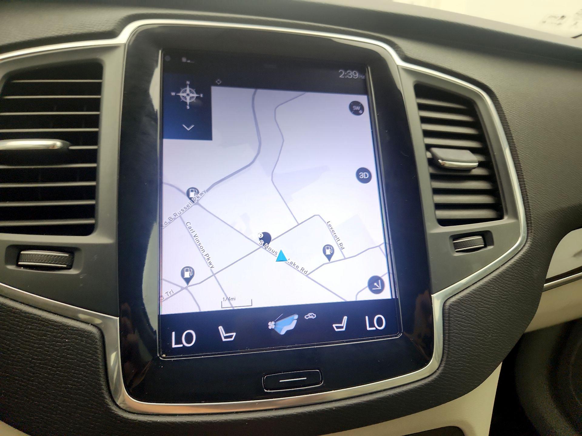 Thumbnail: 2019 Volvo XC90 - 14
