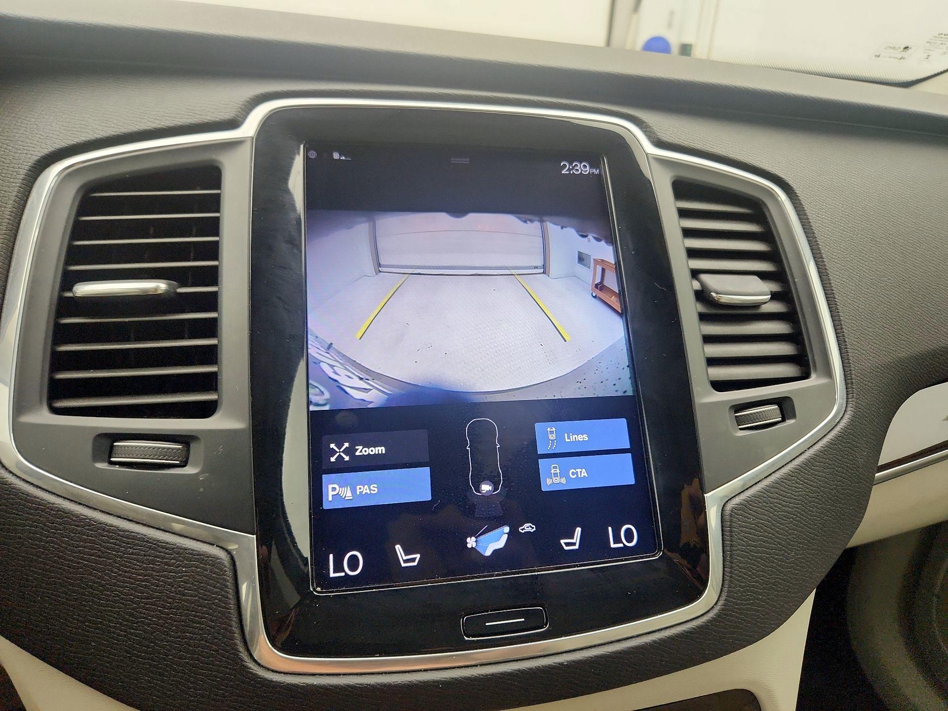 Thumbnail: 2019 Volvo XC90 - 15