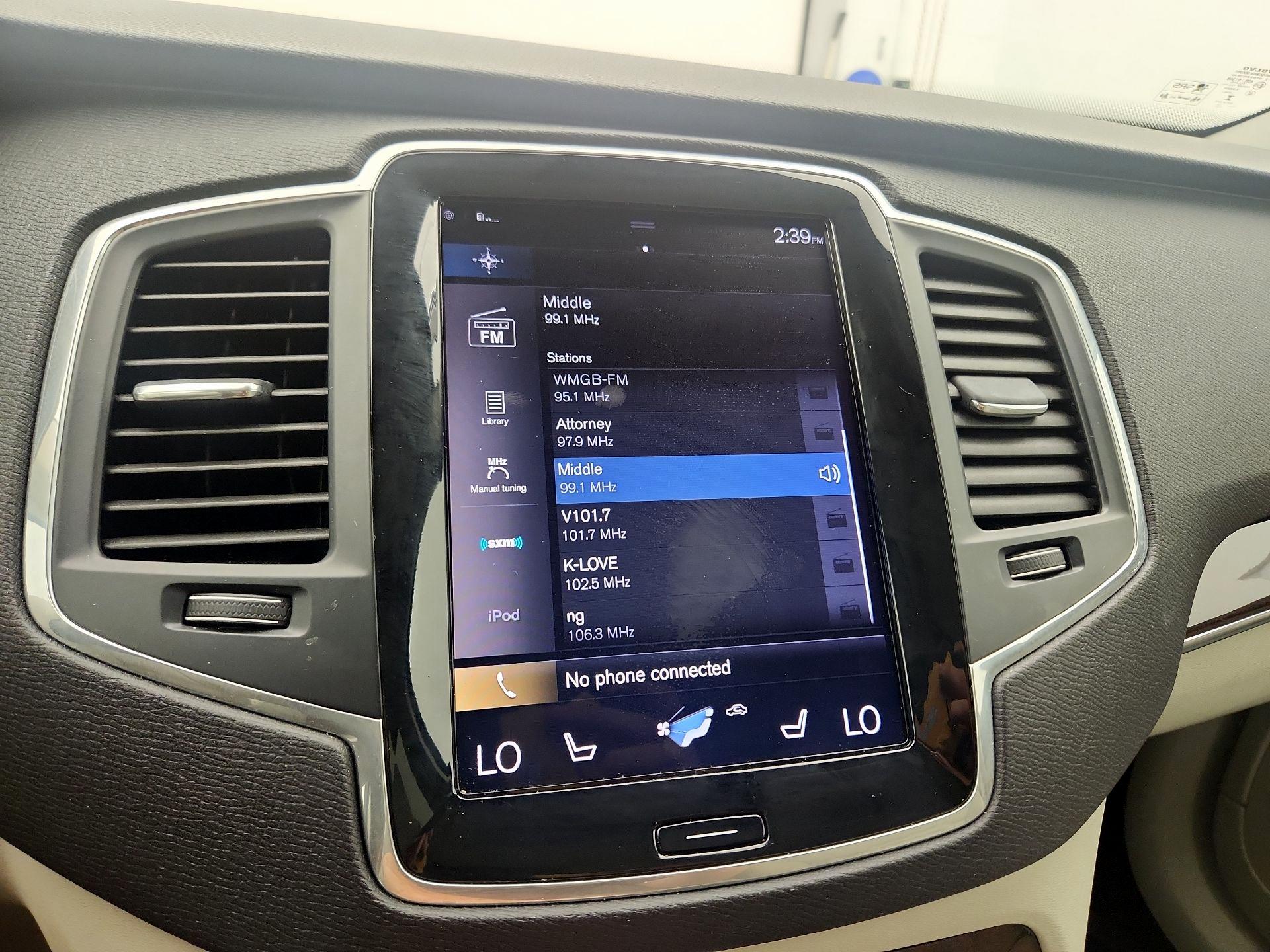 Thumbnail: 2019 Volvo XC90 - 16