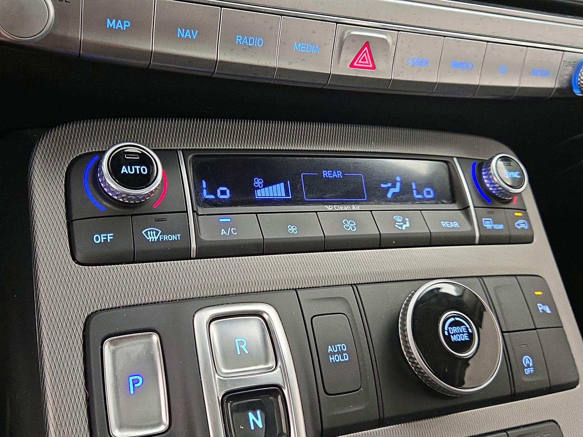 Thumbnail: 2022 Hyundai Palisade - 16