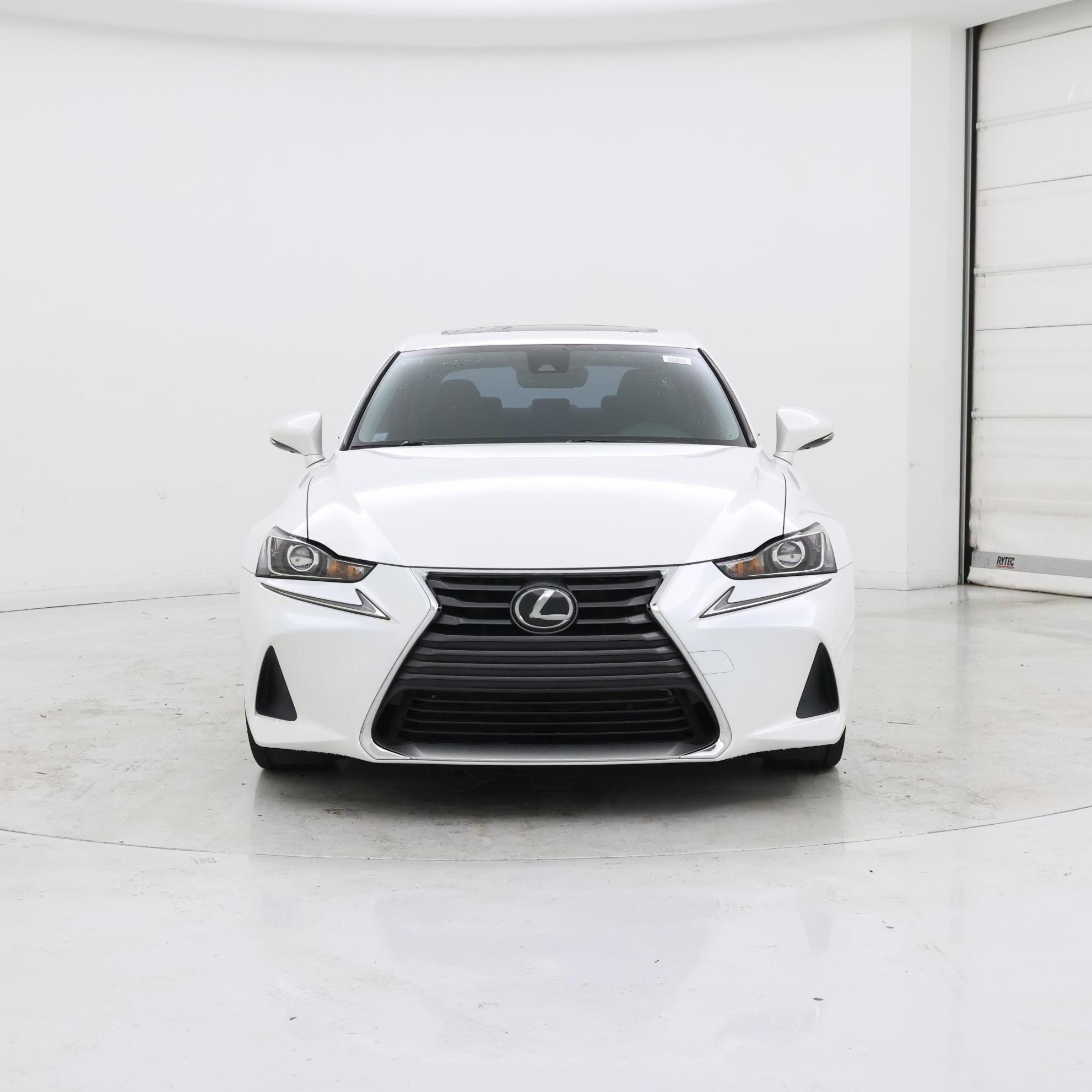 Thumbnail: 2019 Lexus IS - 5
