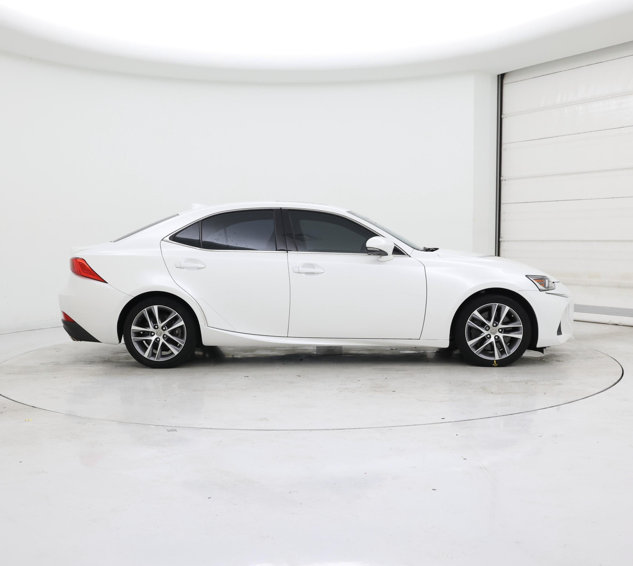 Thumbnail: 2019 Lexus IS - 7