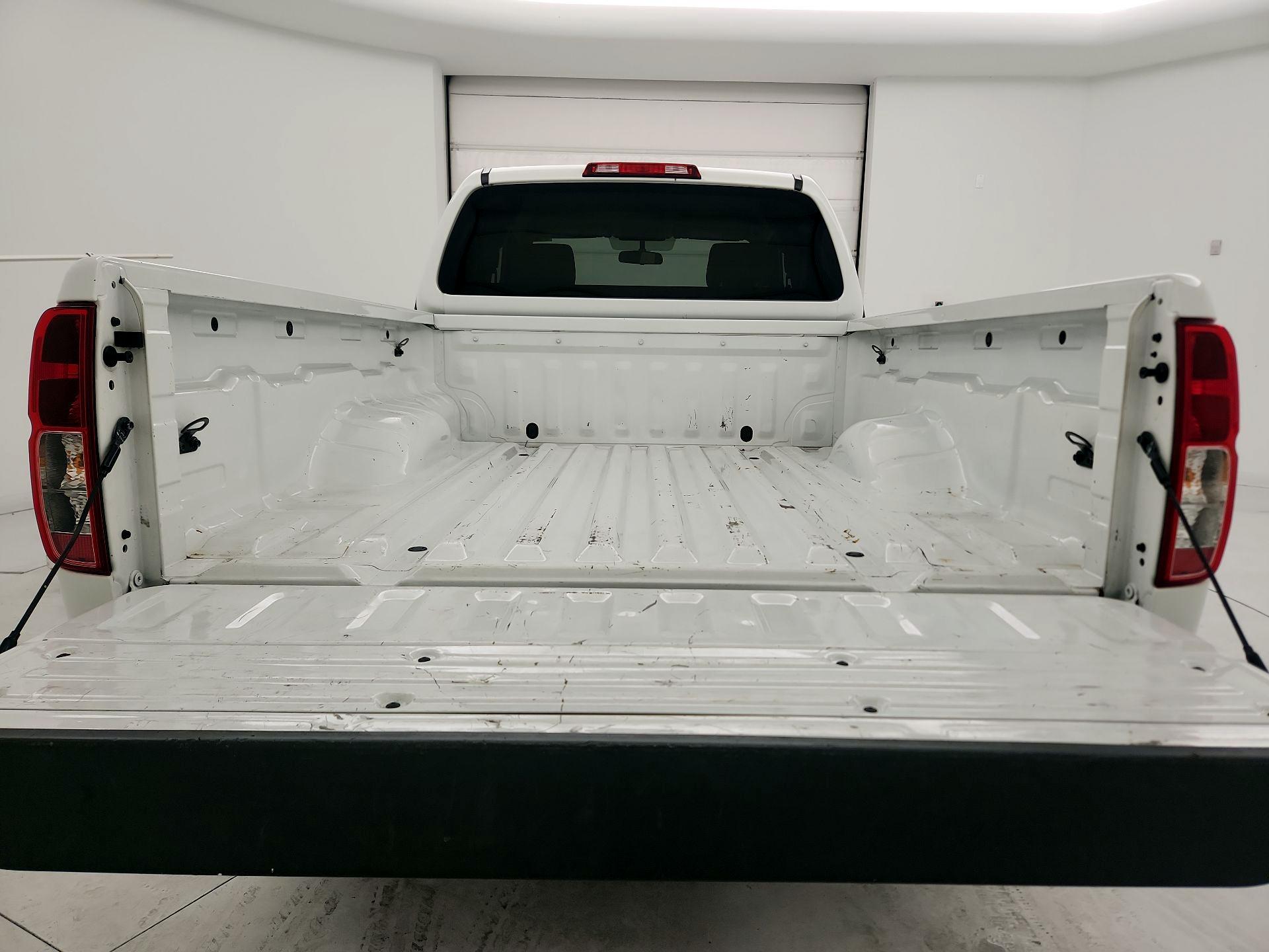 Thumbnail: 2020 Nissan Frontier - 19