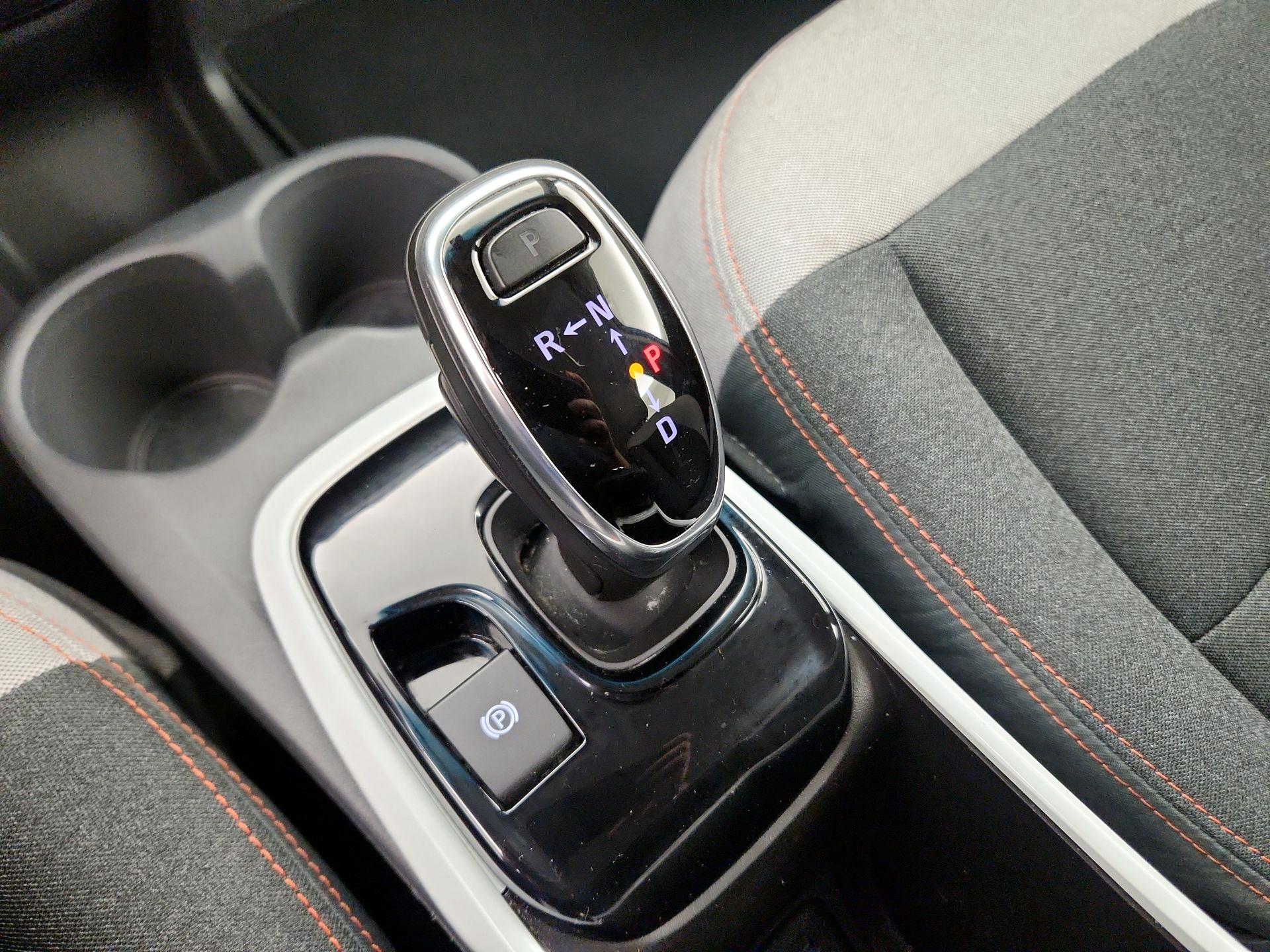 Thumbnail: 2021 Chevrolet Bolt EV - 17