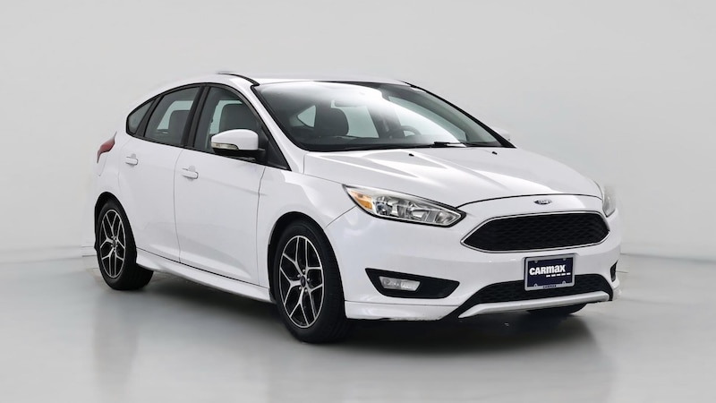 2015 Ford Focus SE Hero Image