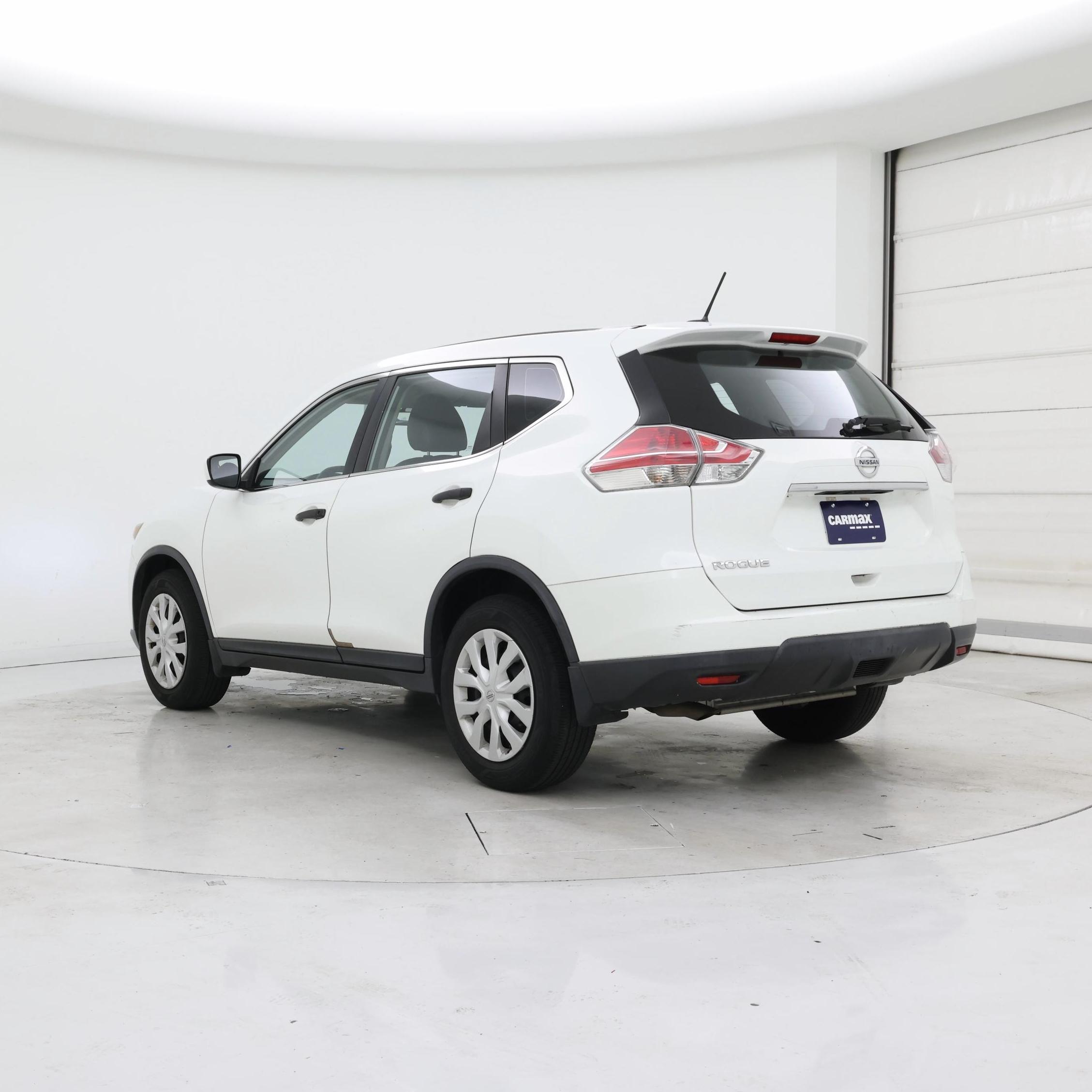 Thumbnail: 2016 Nissan Rogue - 2
