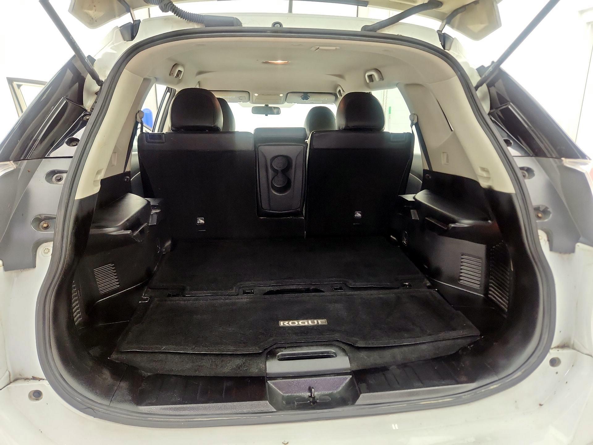 Thumbnail: 2016 Nissan Rogue - 20
