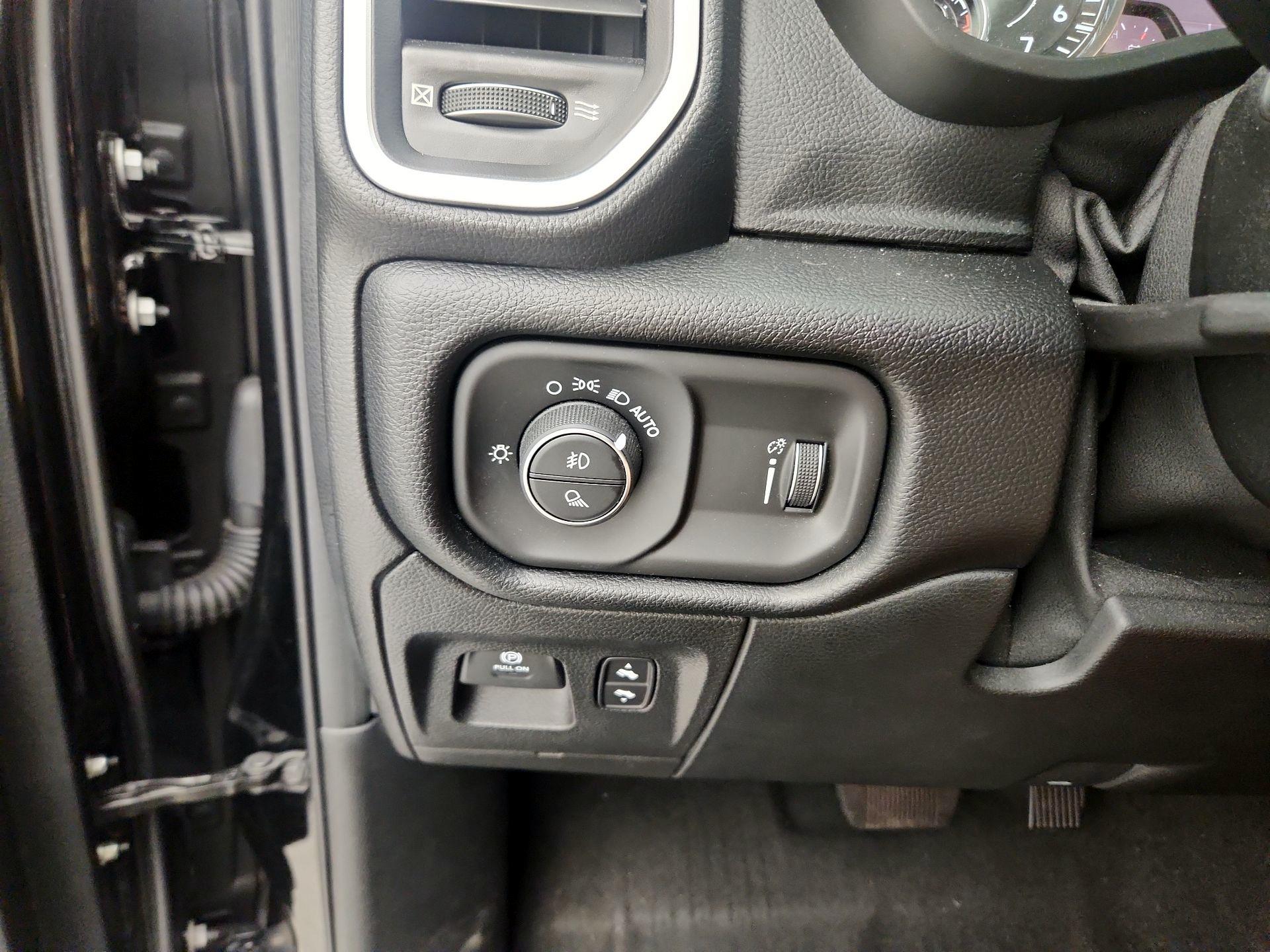 Thumbnail: 2021 RAM 1500 - 13