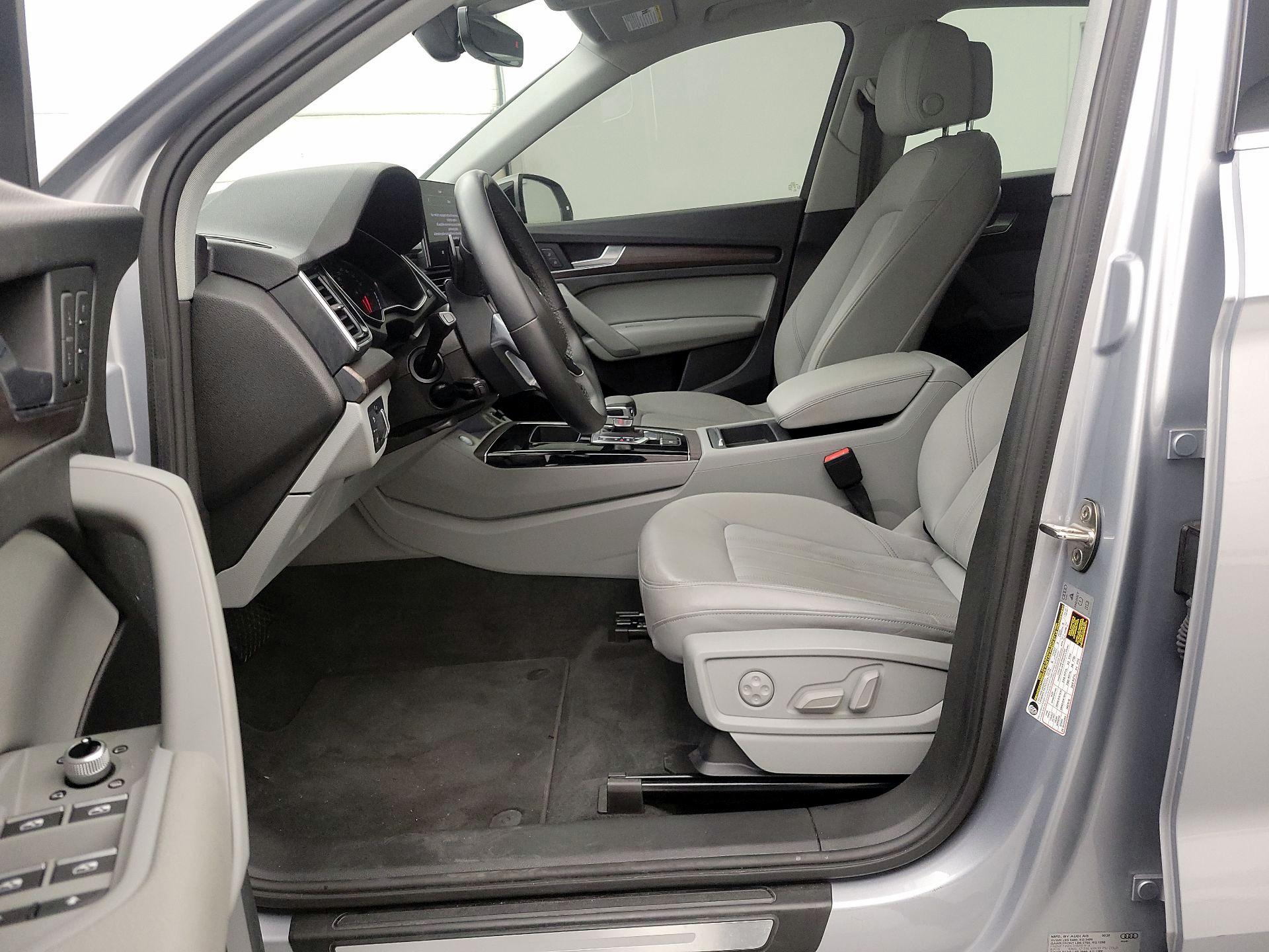 Thumbnail: 2021 Audi Q5 - 11