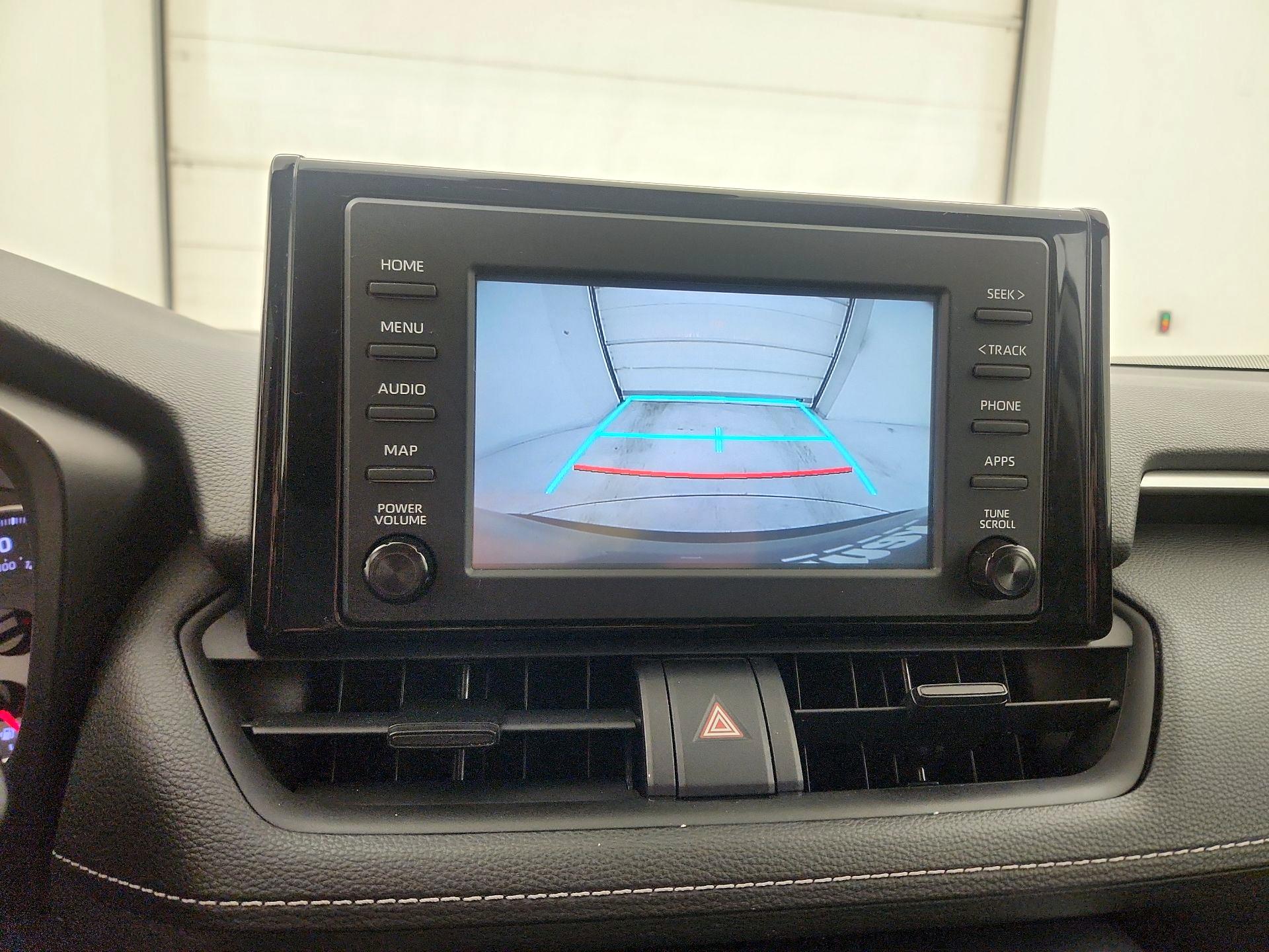 Thumbnail: 2019 Toyota RAV4 - 14