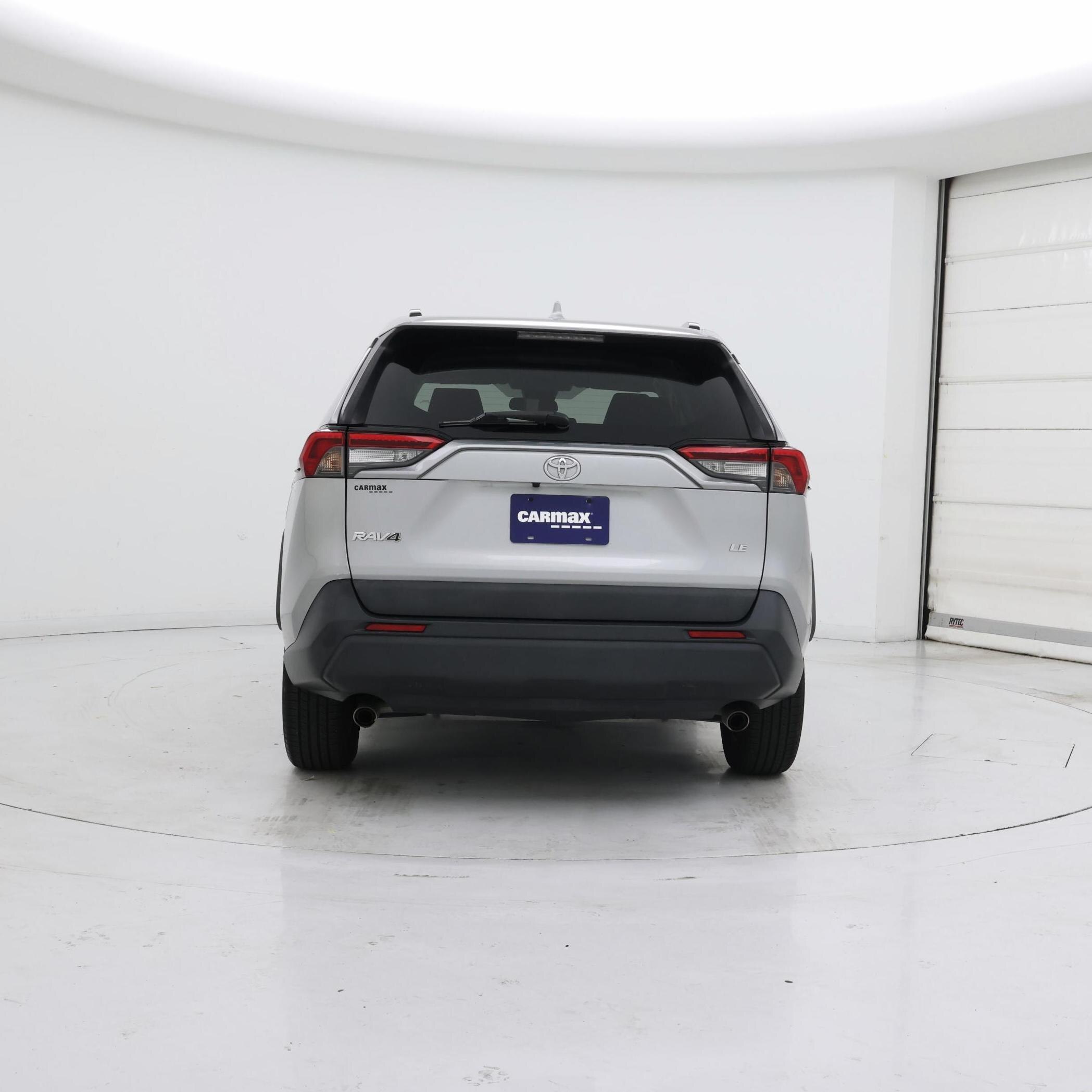 Thumbnail: 2019 Toyota RAV4 - 6