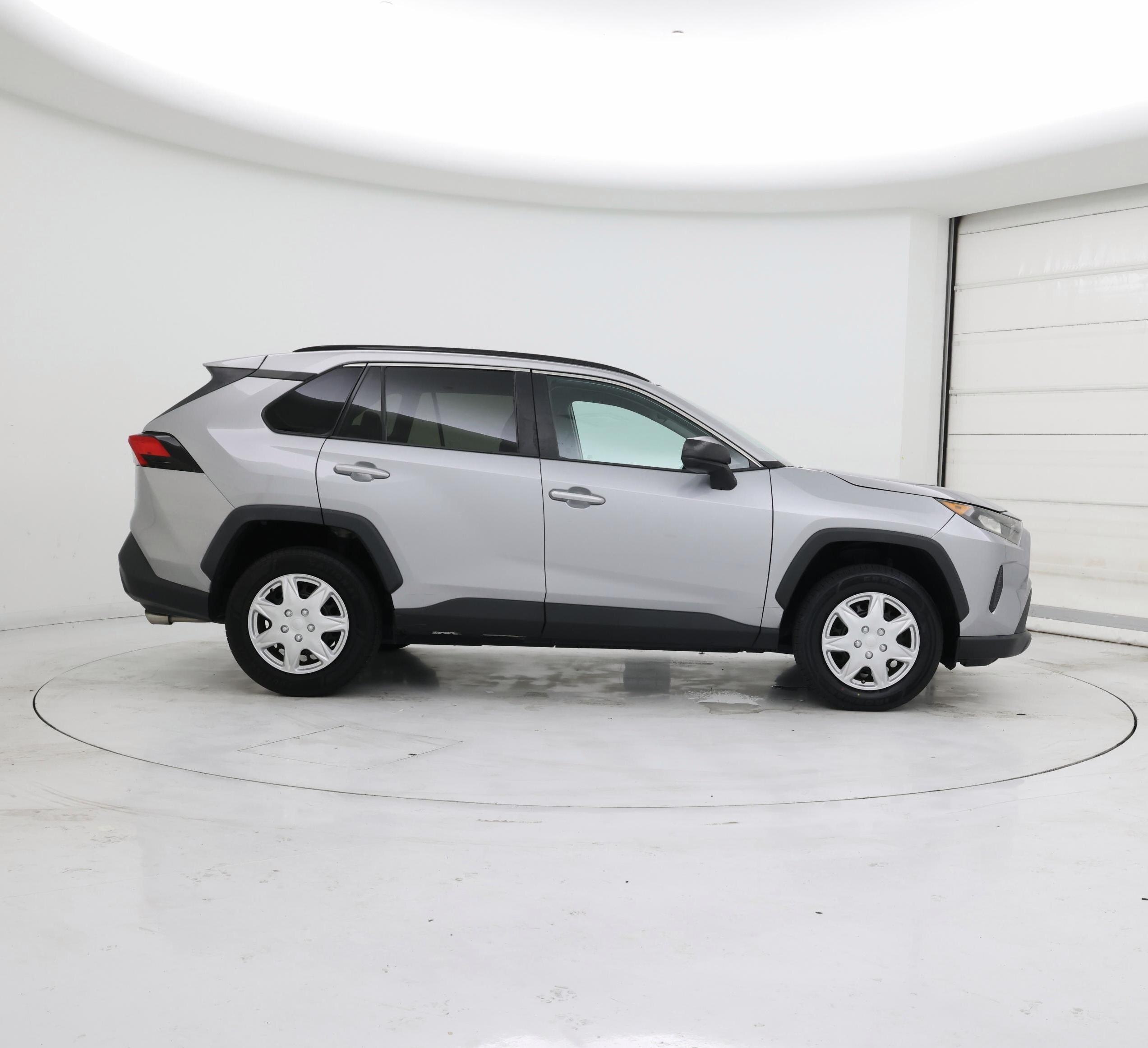 Thumbnail: 2019 Toyota RAV4 - 7
