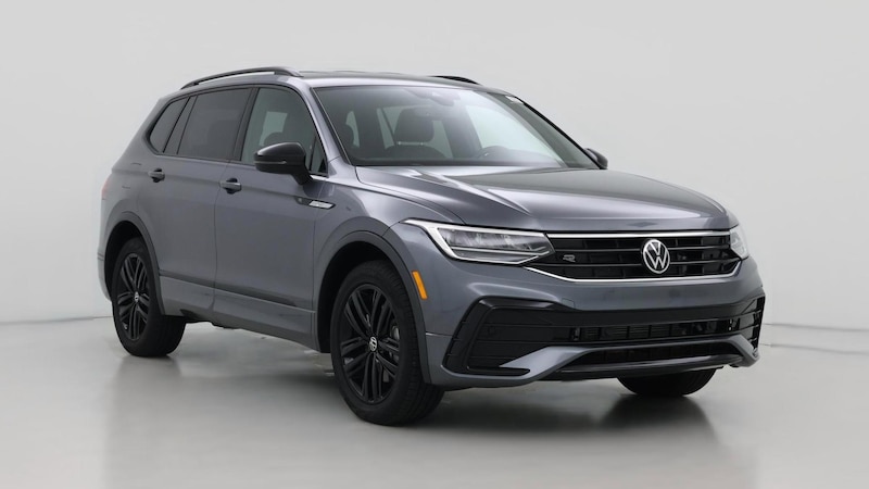 2022 Volkswagen Tiguan SE R-Line Black Hero Image