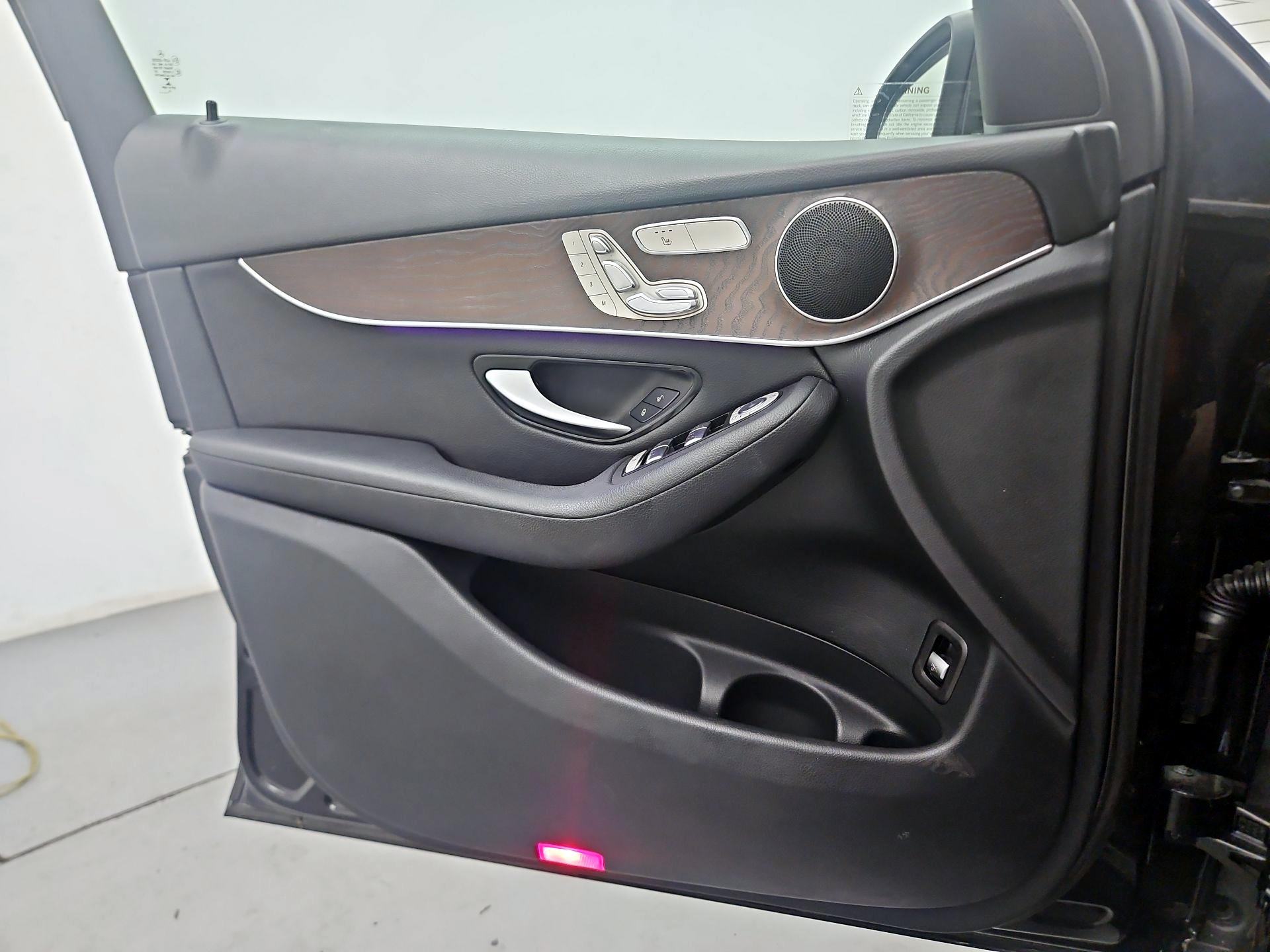 Thumbnail: 2021 Mercedes-Benz GLC - 12