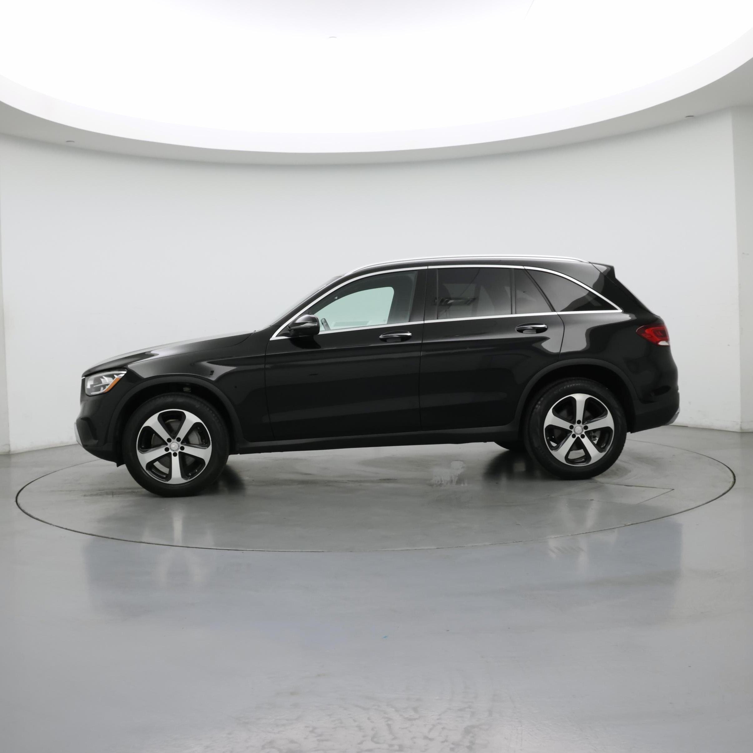 Thumbnail: 2021 Mercedes-Benz GLC - 3