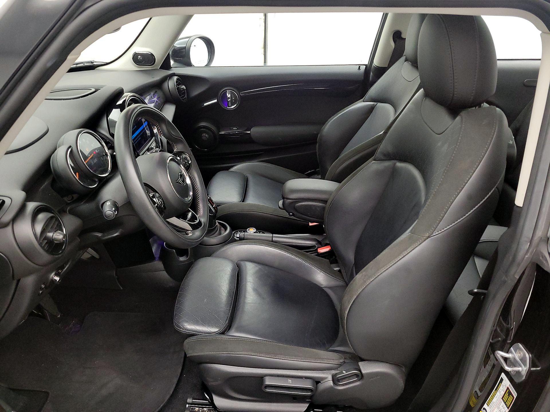 Thumbnail: 2020 MINI Cooper Hardtop - 11