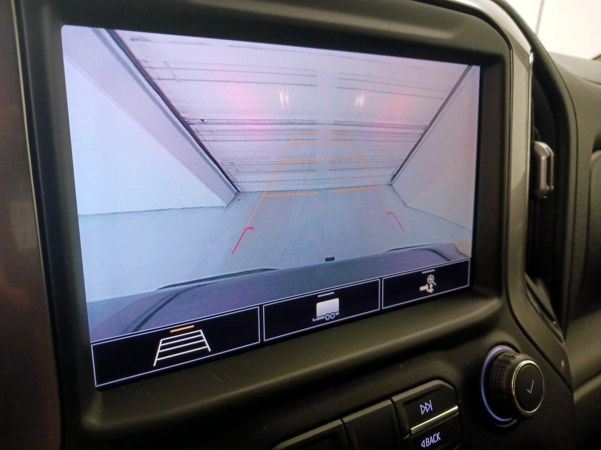 Thumbnail: 2020 Chevrolet Silverado 1500 - 14