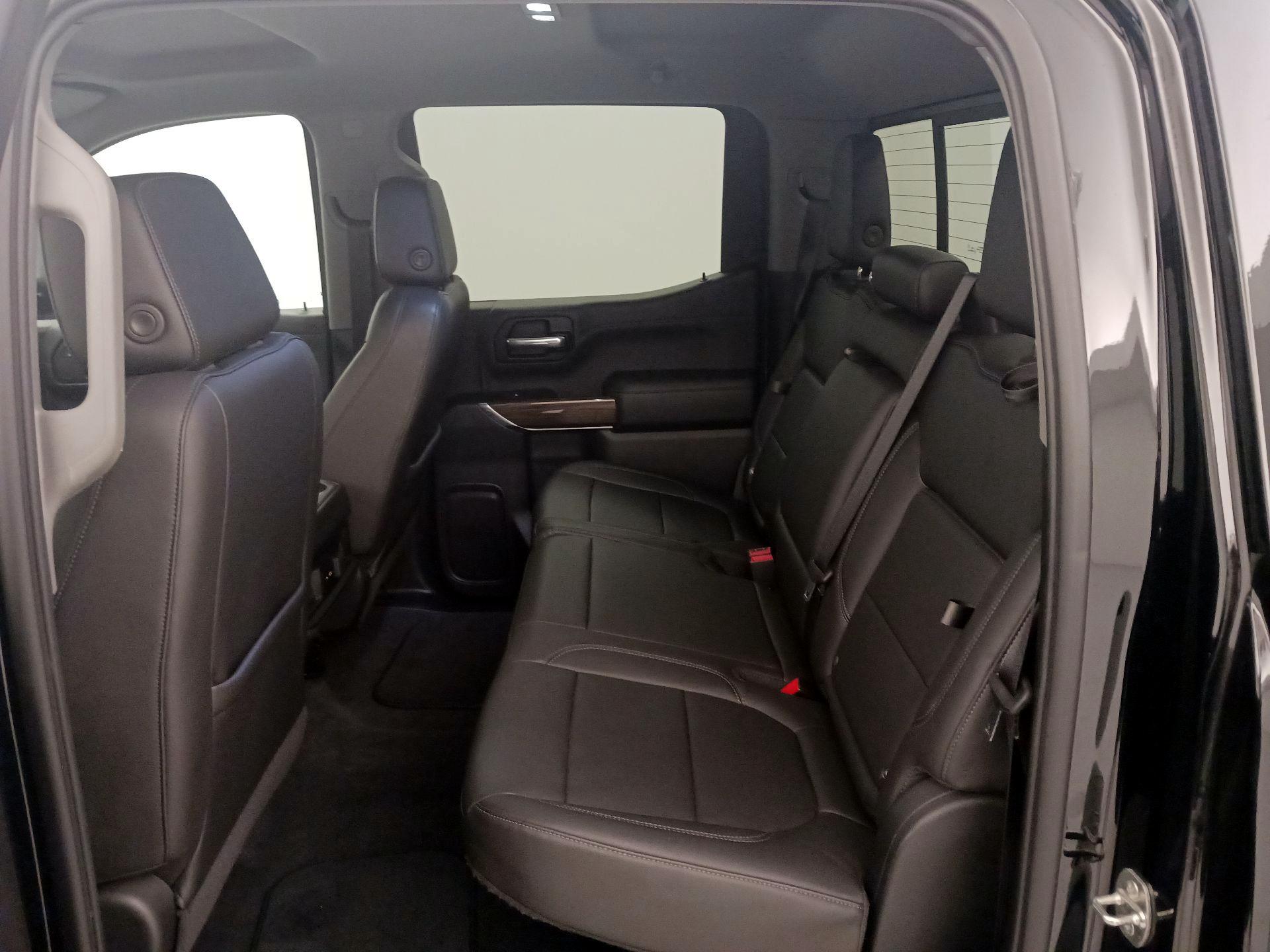 Thumbnail: 2020 Chevrolet Silverado 1500 - 19