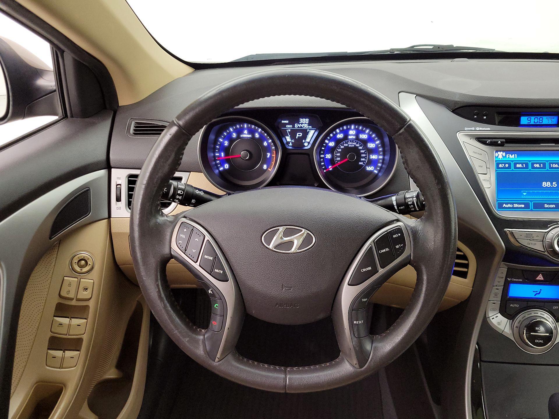 Thumbnail: 2013 Hyundai Elantra - 10